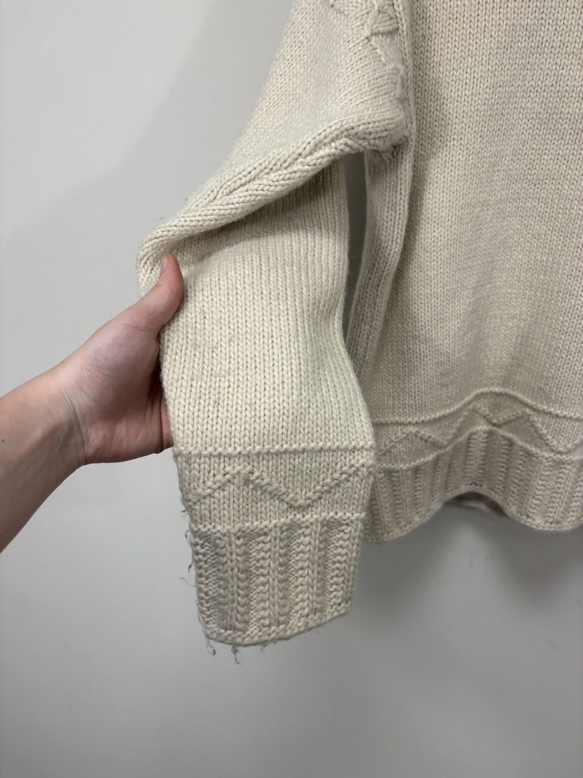 Uniqlo Uniqlo x JW Anderson Women’s Mock Neck Cream Knit Sweater Size XS / US 0-2 / IT 36-38 - 18 Thumbnail
