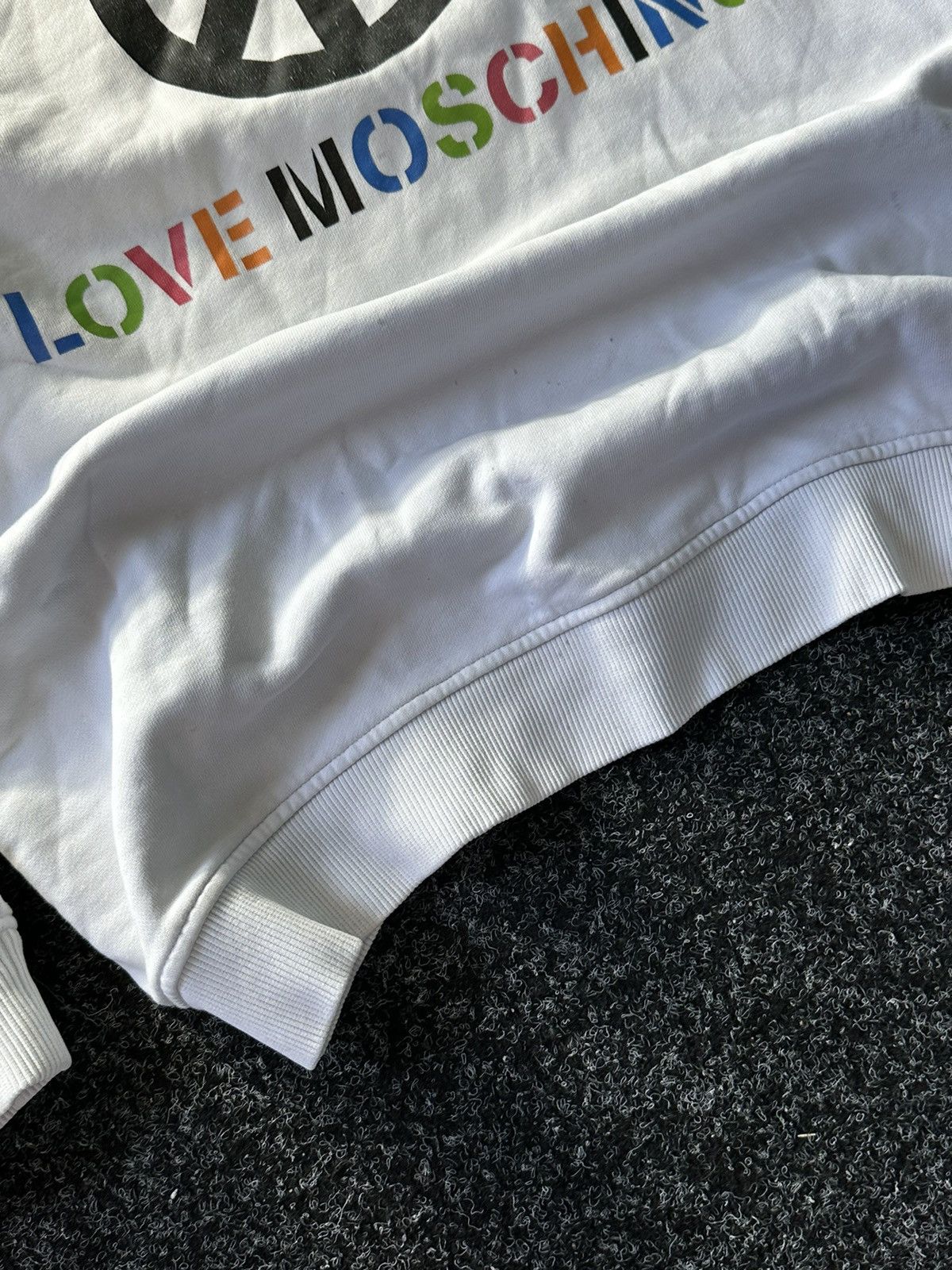 Moschino × Vintage 🚨Vintage Moschino BIG LOGO WHITE Luxury Sweatshirt BY SINV Size US M / EU 48-50 / 2 - 7 Thumbnail