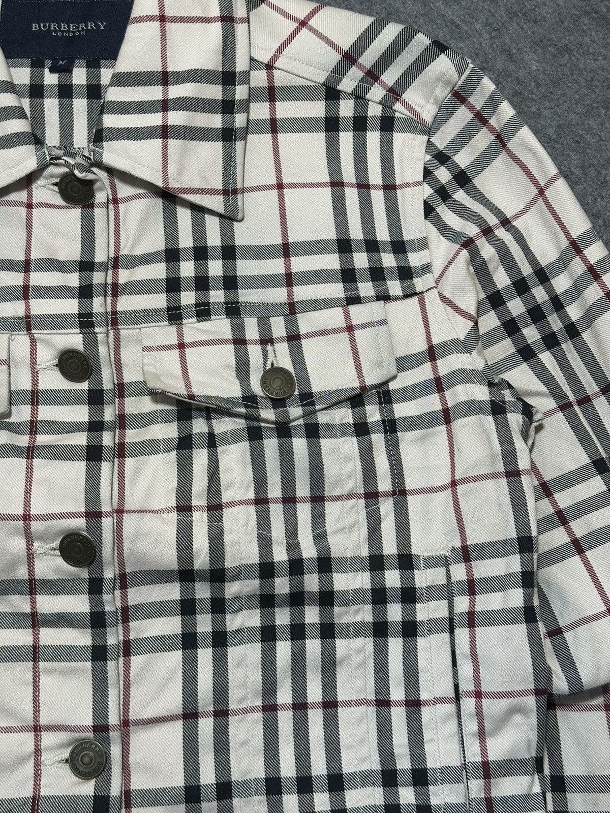 Burberry vintage Burberry London beige nova check cotton denim-style. Size M / US 6-8 / IT 42-44 - 8 Thumbnail