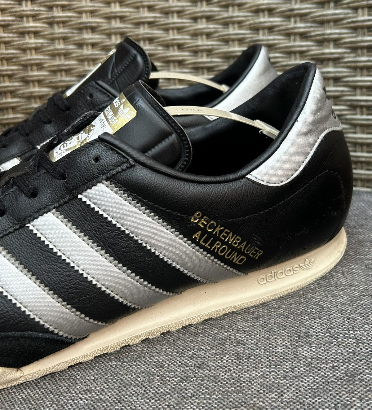 Adidas 2010 Adidas Beckenbauer Allround Leather Low Top Trainers Size US 12.5 / EU 45-46 - 8 Thumbnail