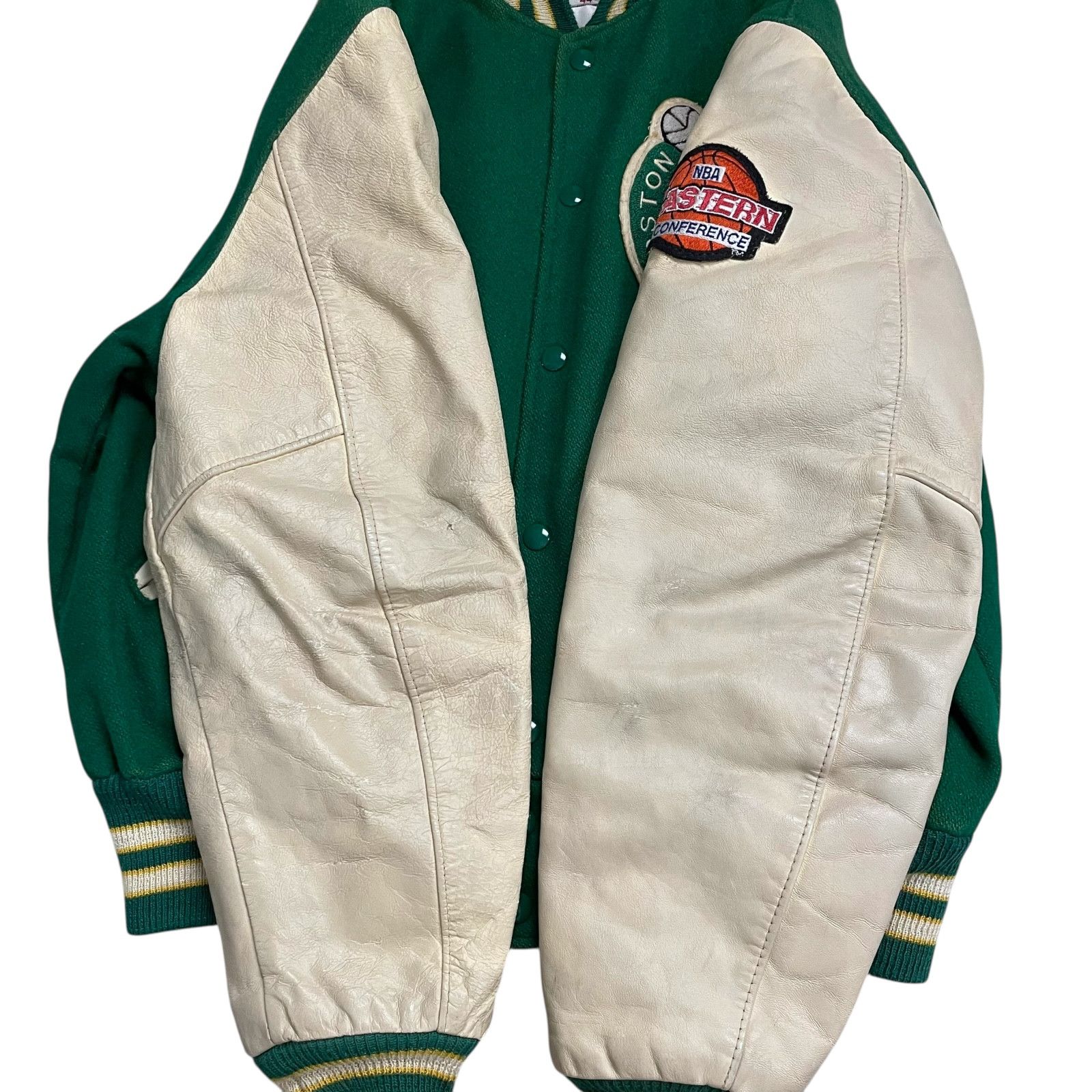 NBA VTG 90s BOSTON CELTICS DELONG VARSITY WOOL LEATHER JACKET 44 Size US L / EU 52-54 / 3 - 10 Thumbnail