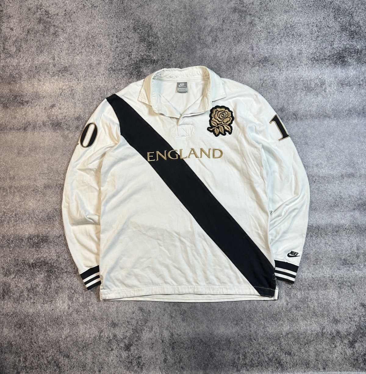 Nike Y2k vintage Nike England 10 Long Rugby Streetwear Jersey L Size US L / EU 52-54 / 3 - 1 Thumbnail