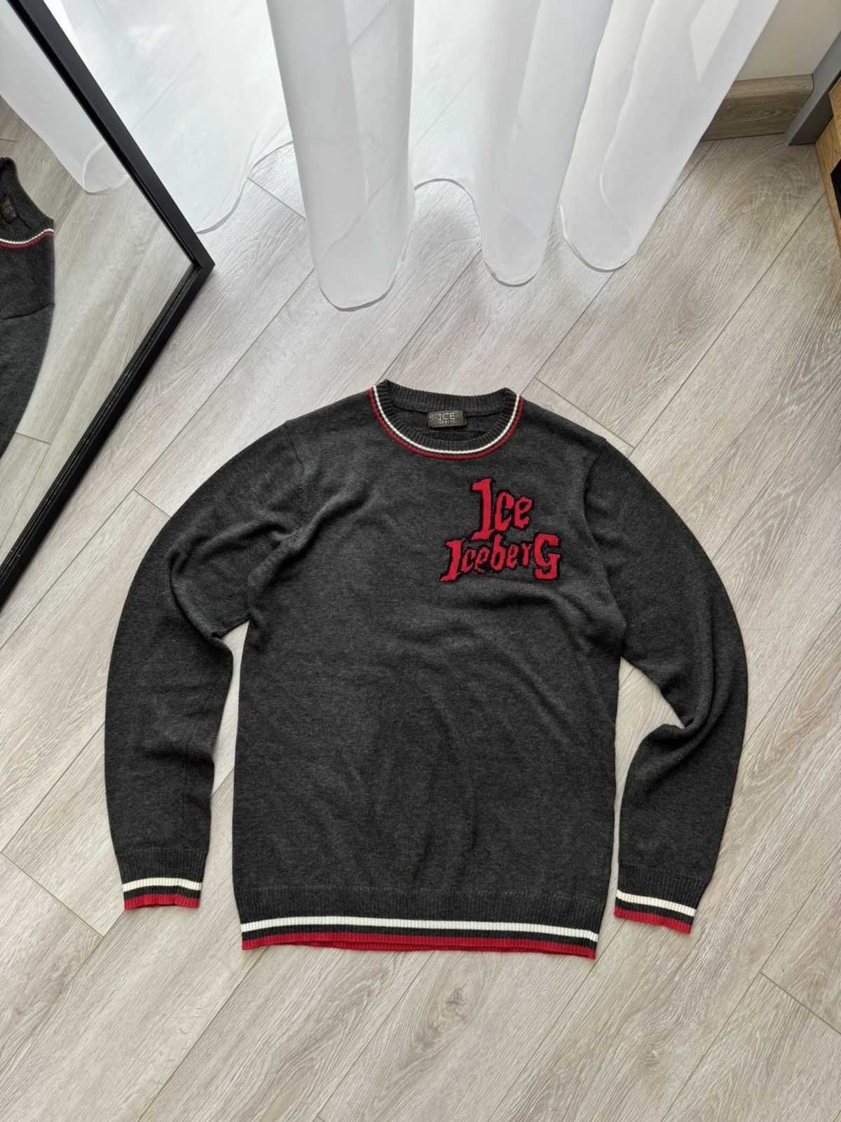Disney Iceberg History Fantasia Mickey Knit Sweater (Cream) Size US S / EU 44-46 / 1 - 4 Thumbnail
