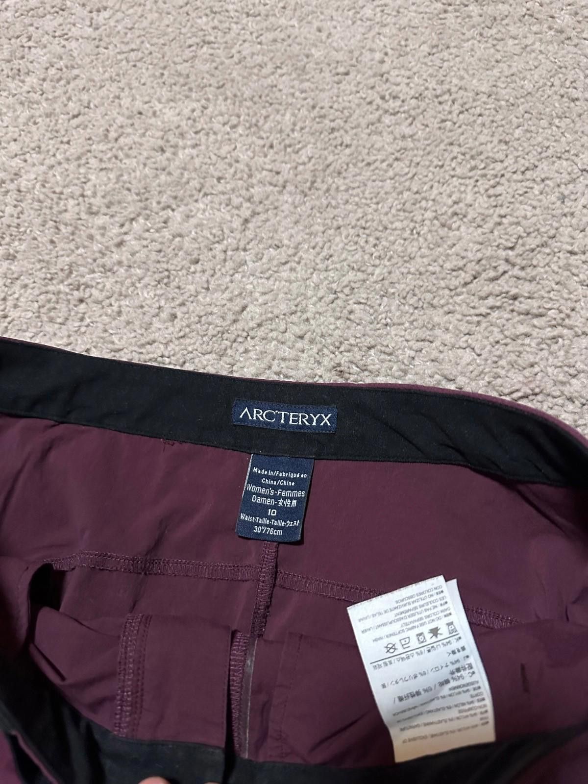 Arc'teryx ARCTeryx Pants Hiking Outdoor Cargo Commuter Damen Plum Sz10 Size 32" / US 10 / IT 46 - 5 Thumbnail