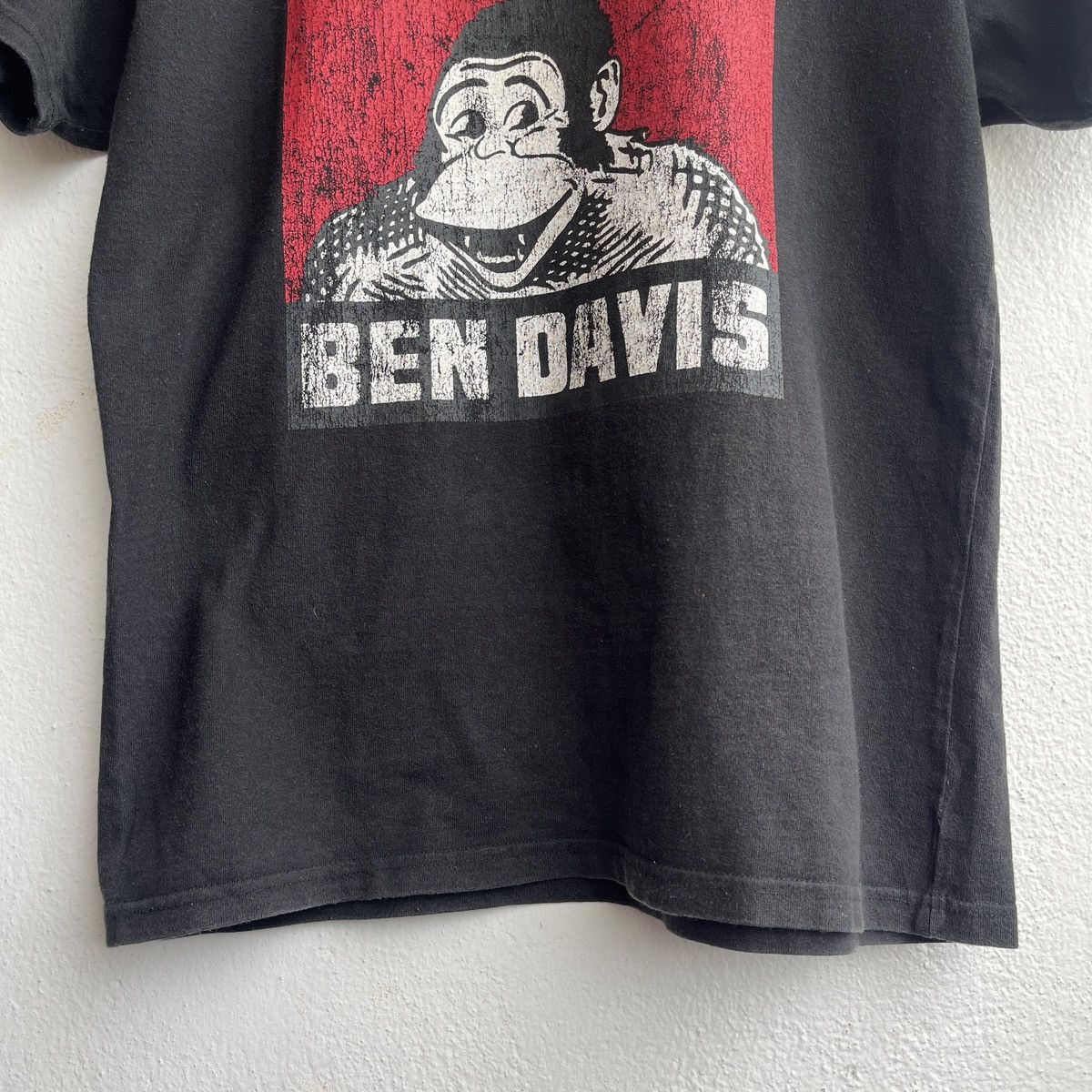 Ben Davis Ben Davies Faded Vintage Y2K Big Logo Printed TShirt Size US L / EU 52-54 / 3 - 11 Thumbnail