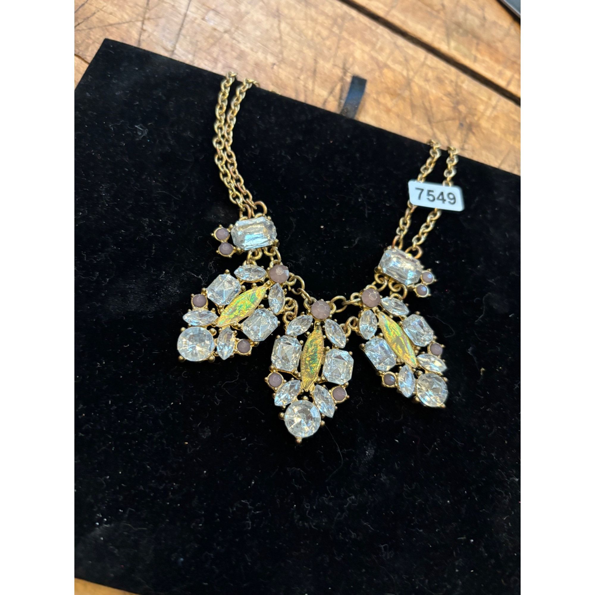 Other Vintage Statement Rhinestone Necklace With Gold Chain & Crys Size ONE SIZE - 4 Thumbnail