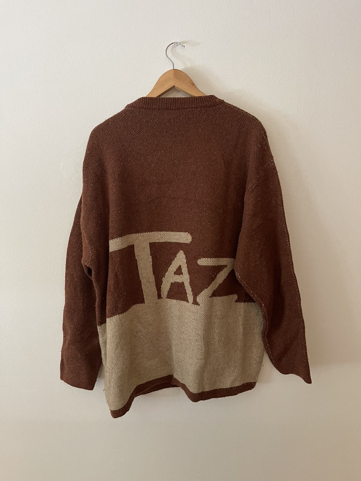 Other Vintage Looney Tunes Taz Sweater - 2002 - Size XL Size US XL / EU 56 / 4 - 4 Thumbnail