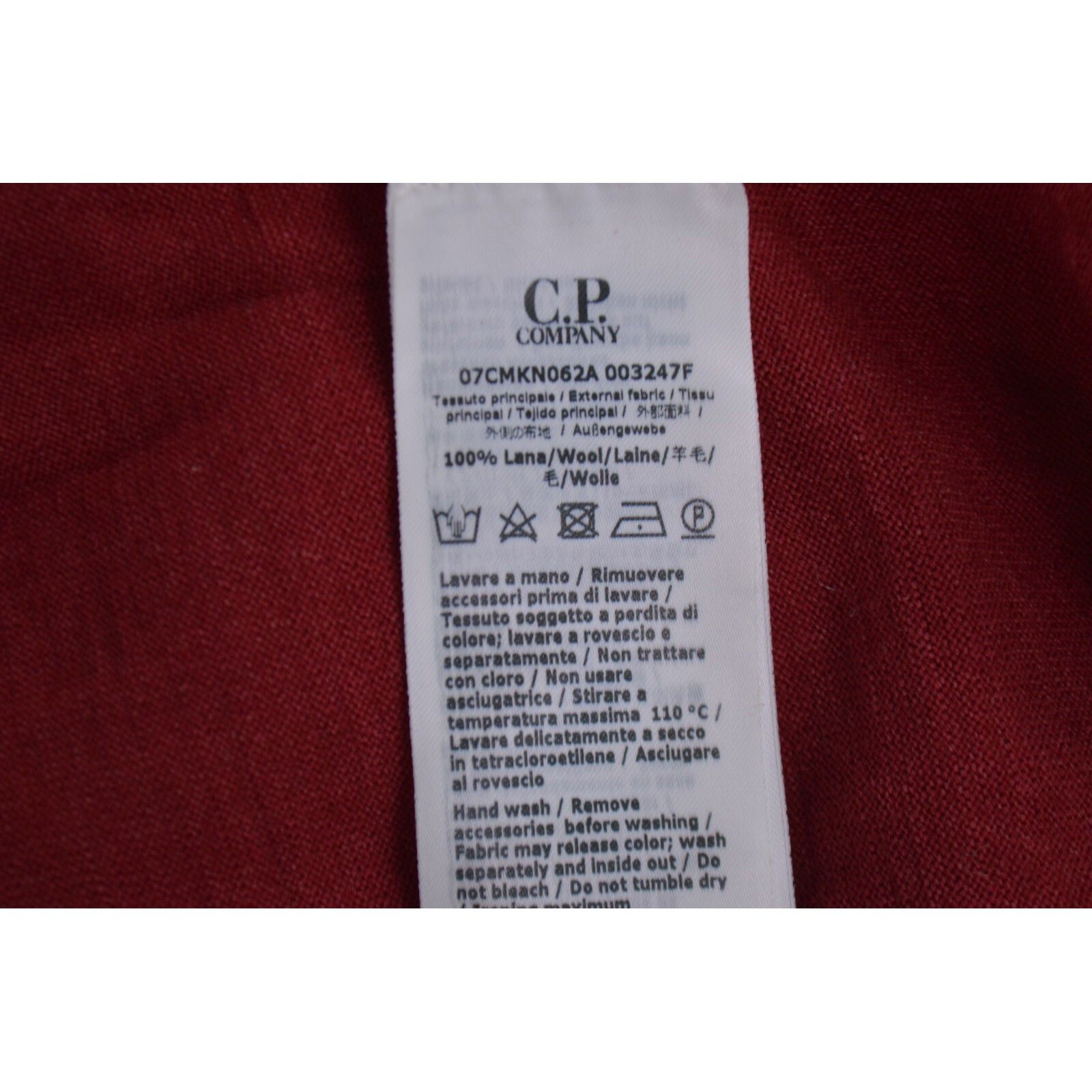 C.P. Company C.P. Company Sweater Size US M in Red Size US M / EU 48-50 / 2 - 5 Thumbnail