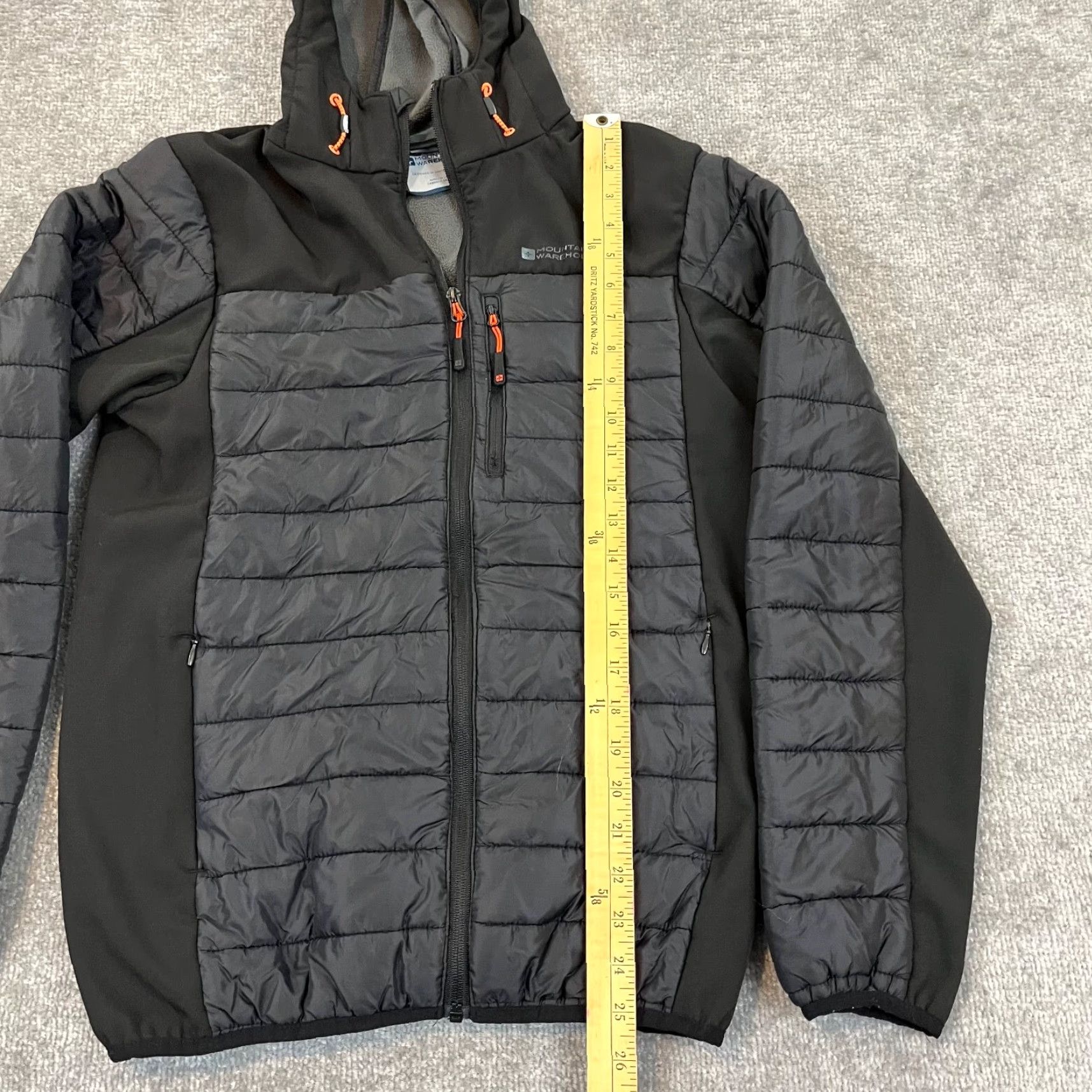 Vintage Mountain Warehouse Jacket Mens Small Black Gray Insulated Hiking Hooded Full Zip Size US S / EU 44-46 / 1 - 5 Thumbnail