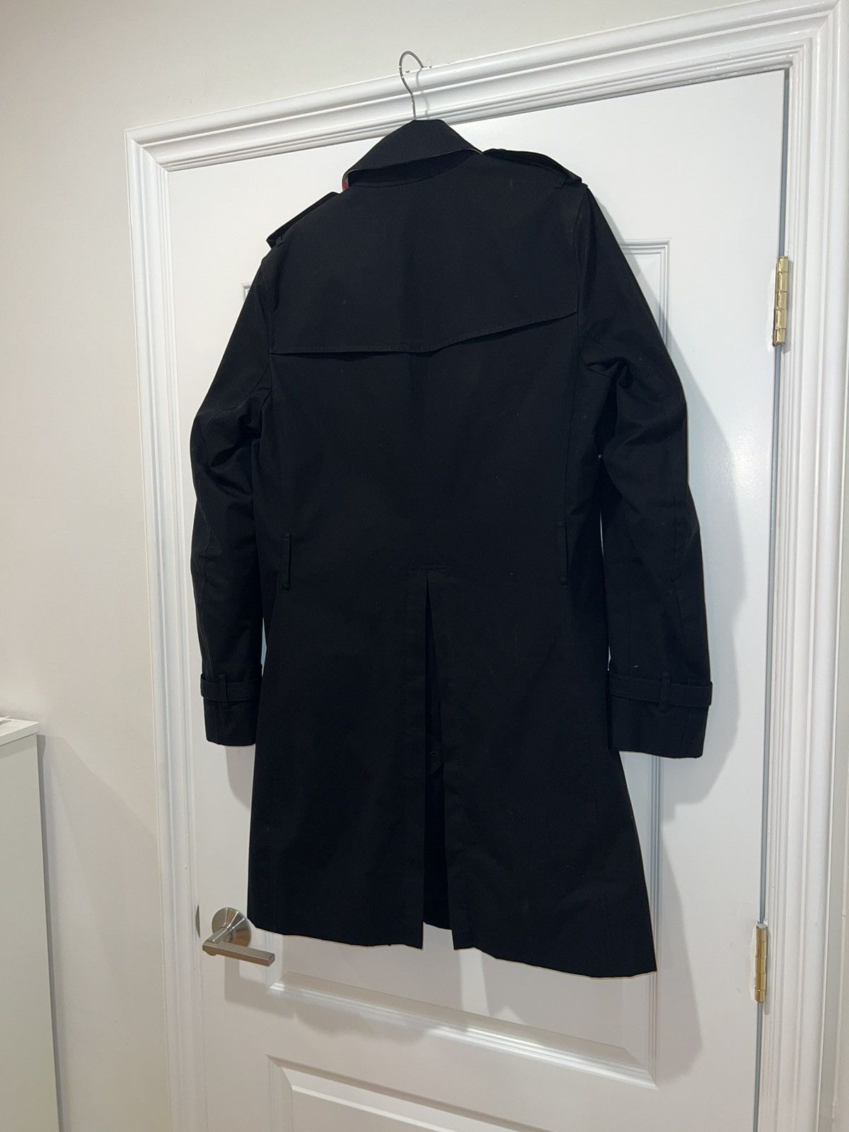 Burberry Classic Burberry trench coat Size US M / EU 48-50 / 2 - 18 Thumbnail