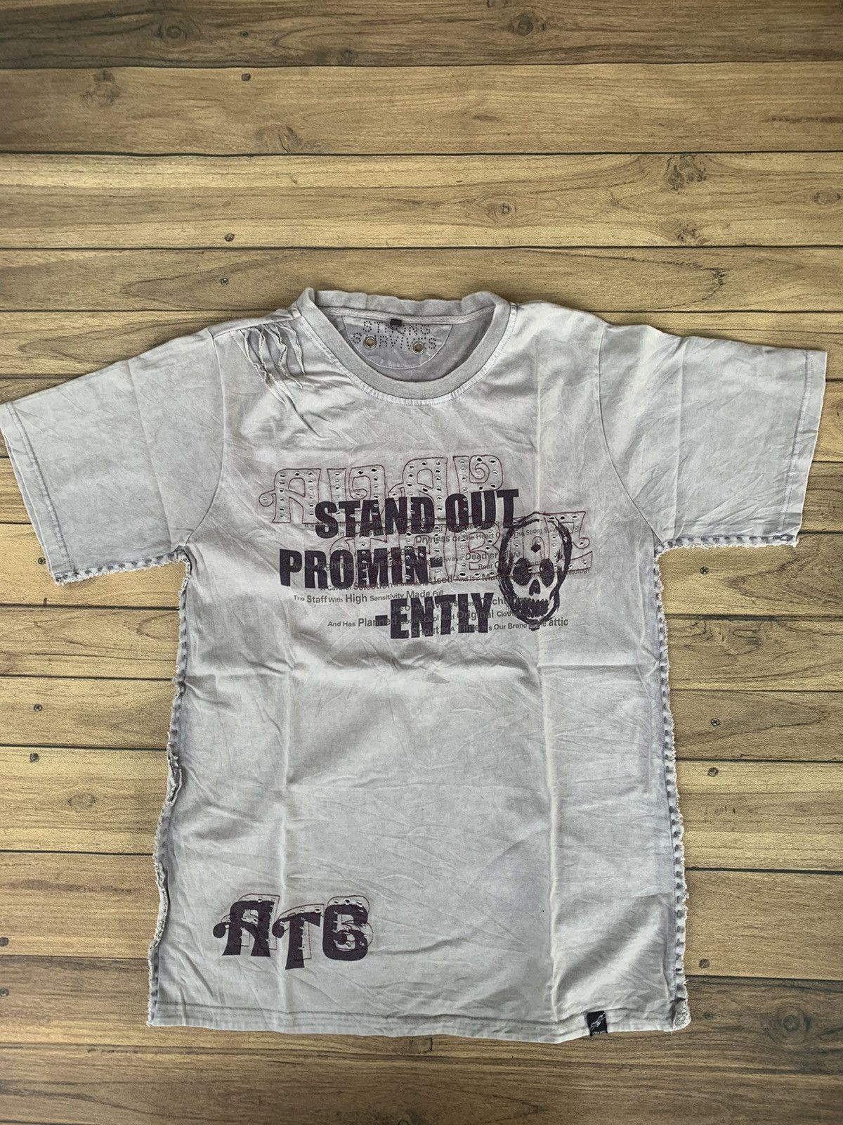 In The Attic In the attic distressed hand stitch tees Size US L / EU 52-54 / 3 - 1 Thumbnail