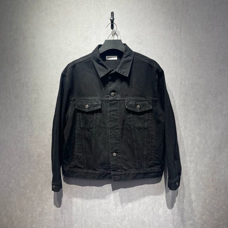 Balenciaga Balenciaga Black Denim Jacket Crystal Logo - dmc Size US S / EU 44-46 / 1 - 1 Thumbnail