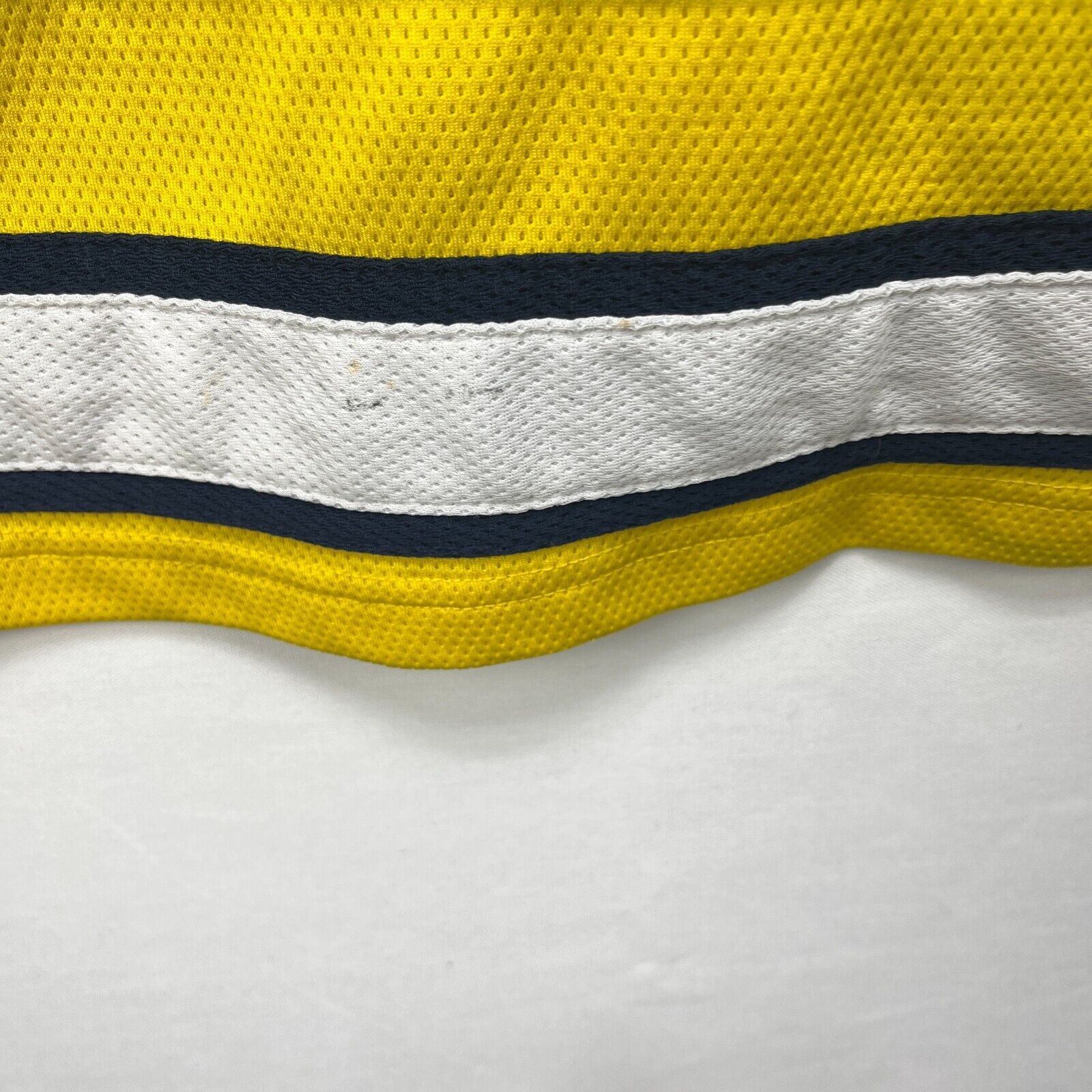 Nike × Vintage Vintage 90s Nike Swoosh Michigan Wolverines University XL Size US XL / EU 56 / 4 - 16 Thumbnail