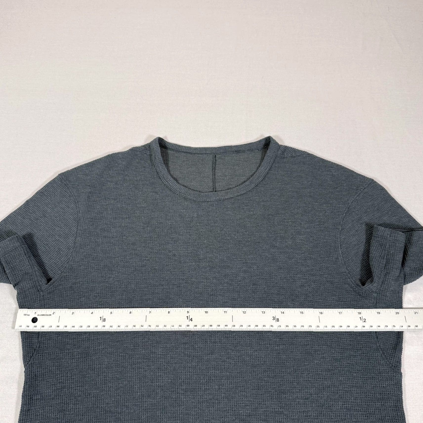 Lululemon Lululemon Shirt Mens Medium Gray Shift Stitch Waffle Knit Thermal Running Tee Size US M / EU 48-50 / 2 - 4 Thumbnail