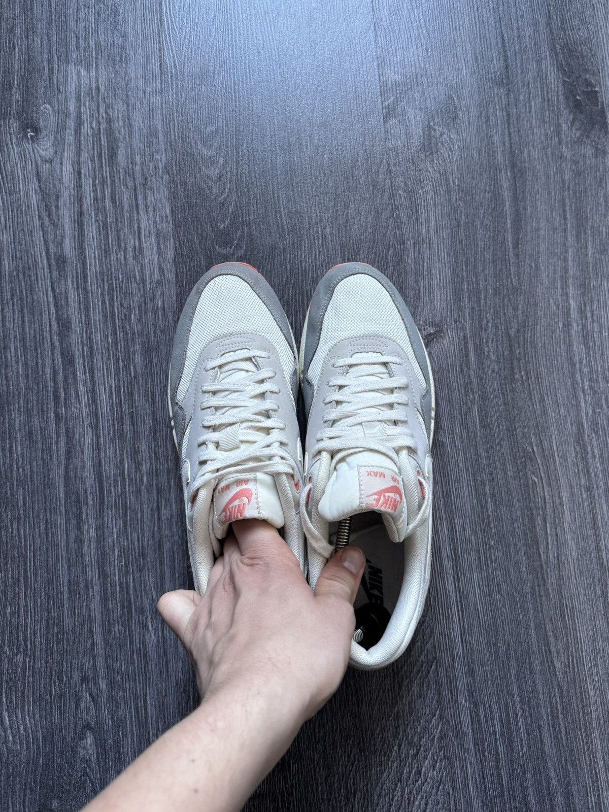 Nike Air Max 1 Essential ‘Pigeon’ Size US 10 / EU 43 - 4 Thumbnail