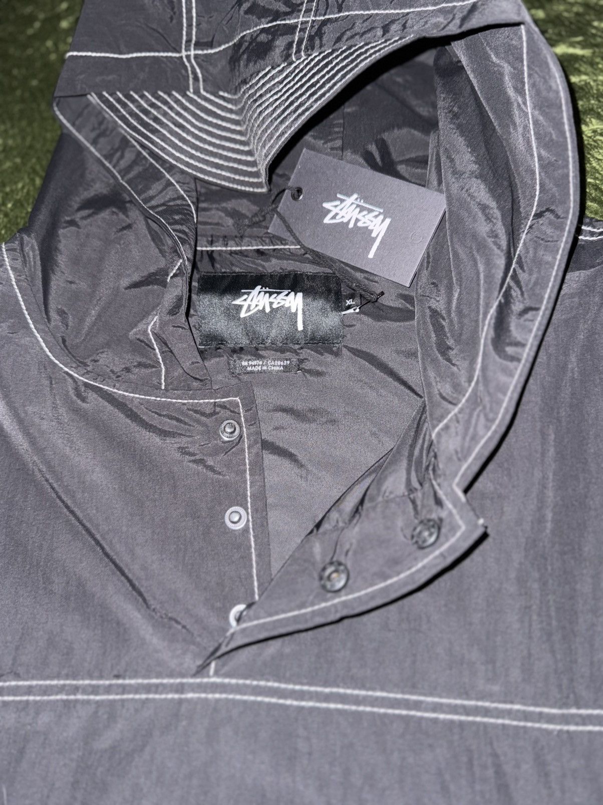 Stussy [XL] stussy stitched detail nylon hood anorak jacket black Size US XL / EU 56 / 4 - 3 Thumbnail