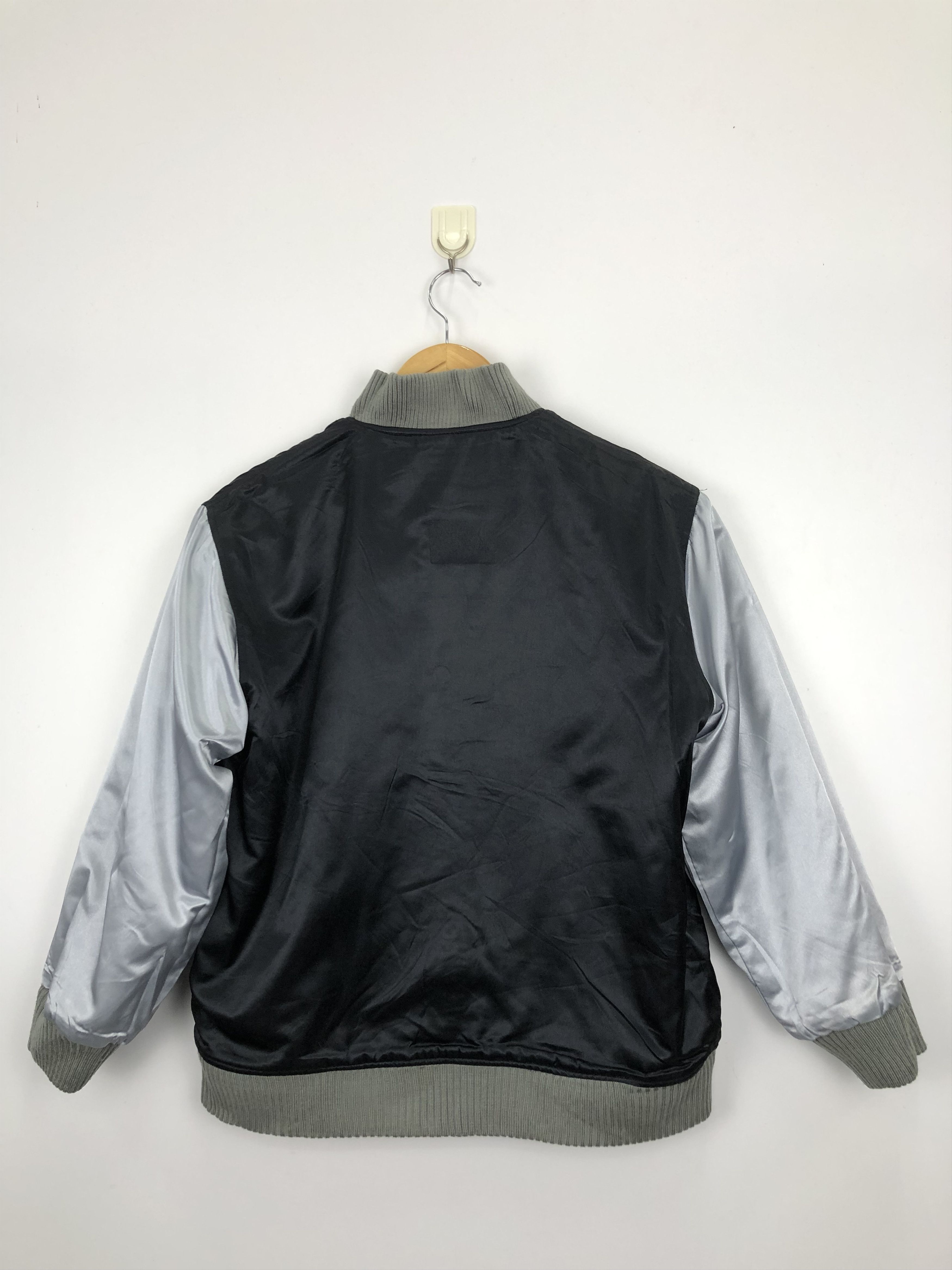 Japanese Brand Vintage Japanese Brand Reversible Wool Varsity Jacket V0345 Size US L / EU 52-54 / 3 - 2 Thumbnail