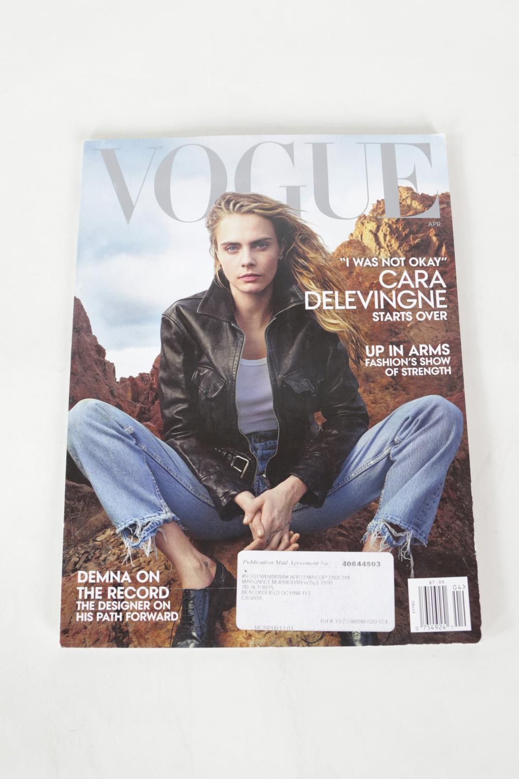 Vogue 2023' Vogue April Cara Delevingne Magazine Size ONE SIZE - 1 Thumbnail
