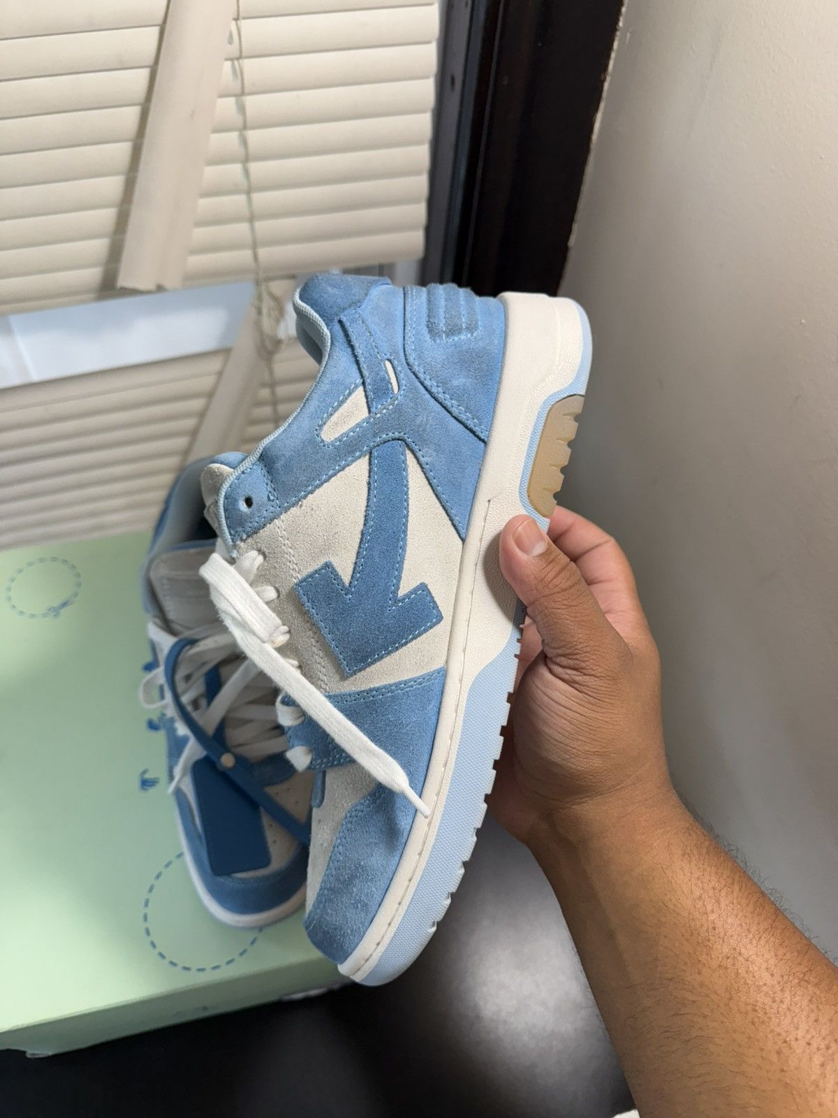 Off-White Out of Office Light Blue Size 40/ 7 US