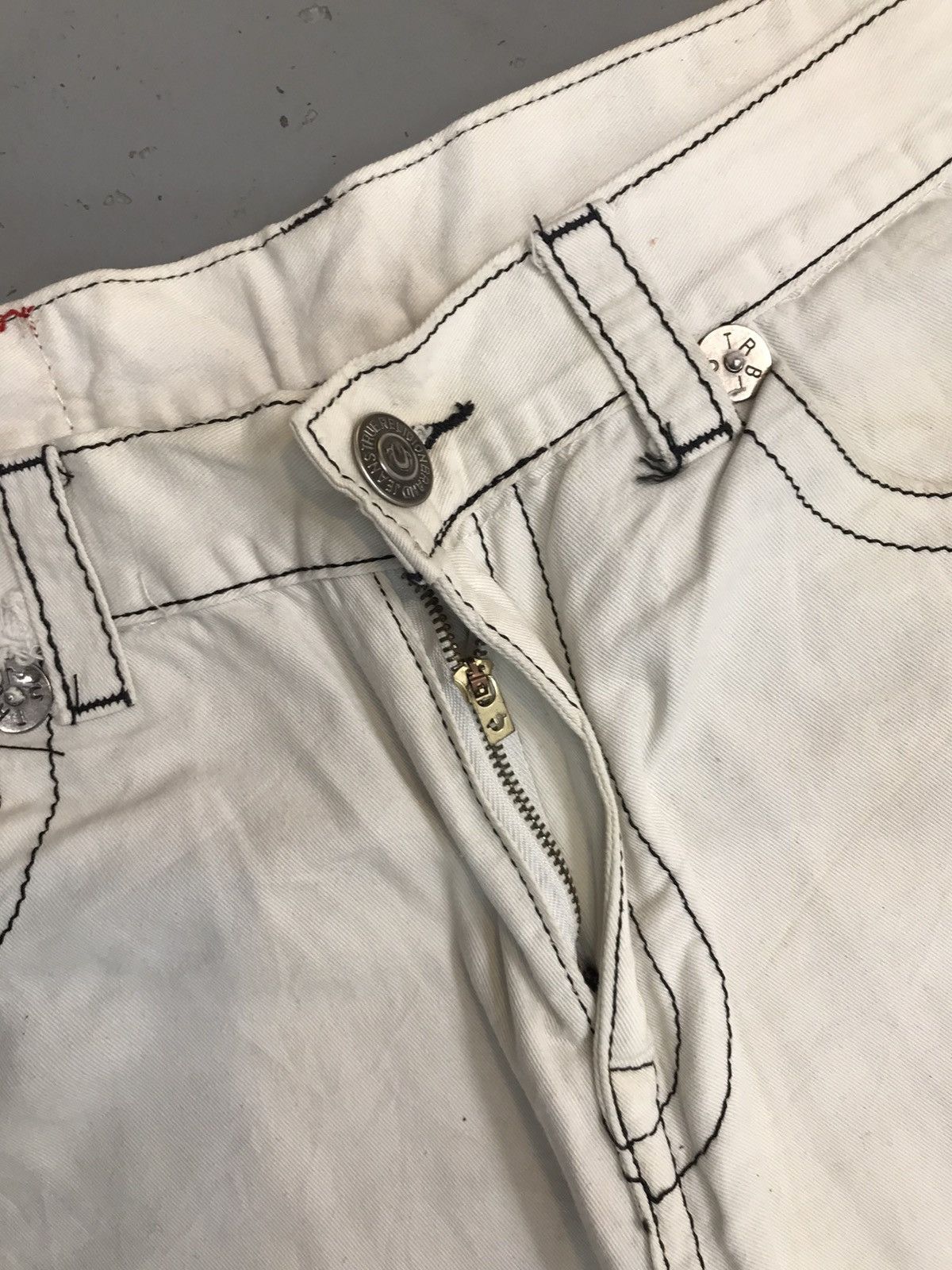 True Religion × Vintage Vintage true religion inspired Joey super T denim jort Size US 36 / EU 52 - 5 Thumbnail