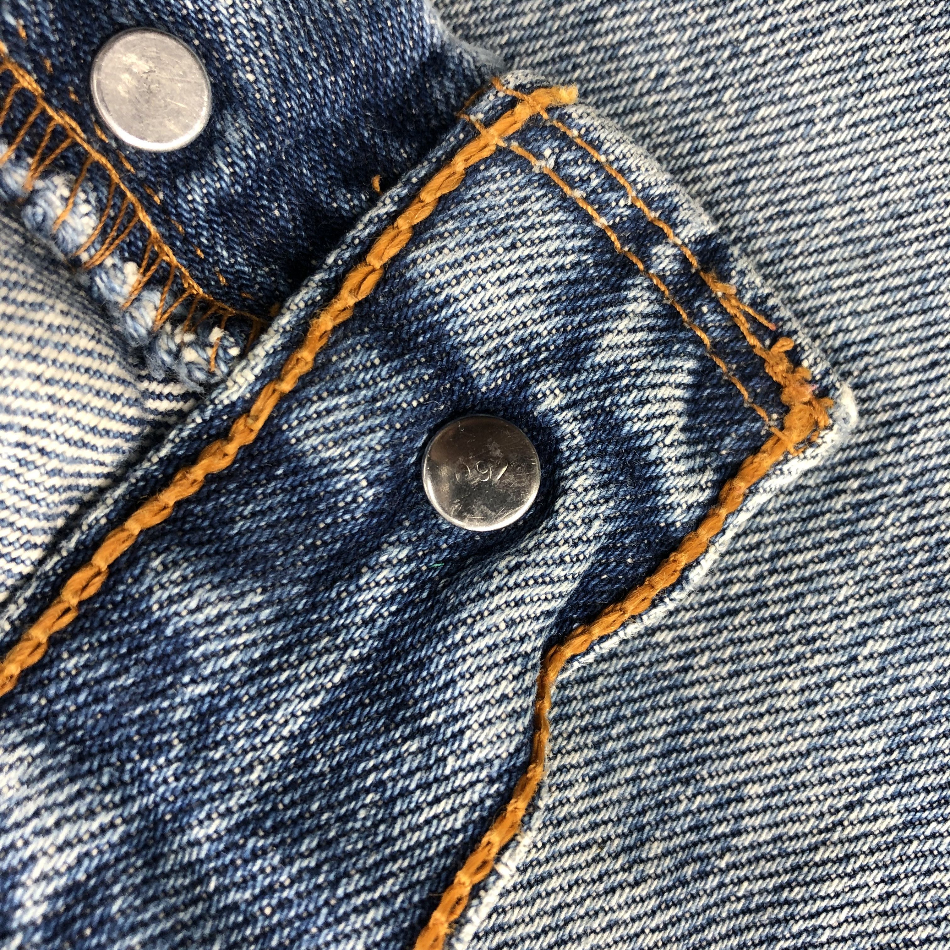 Levi's Vintage Levis 501 Jeans-JM965 Size US 31 - 8 Thumbnail