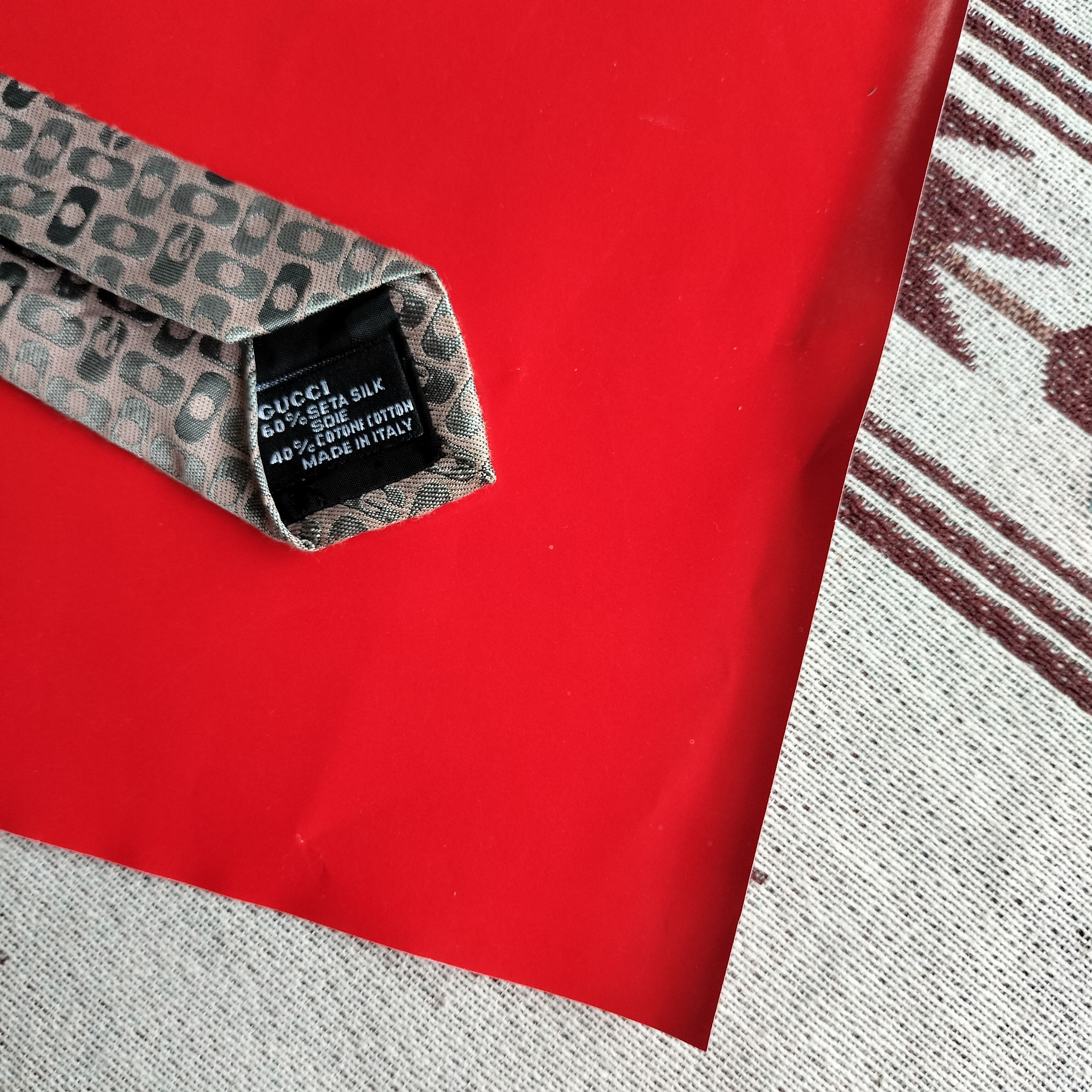 Gucci Early 2000 Gucci tom ford era font tie Size ONE SIZE - 12 Thumbnail