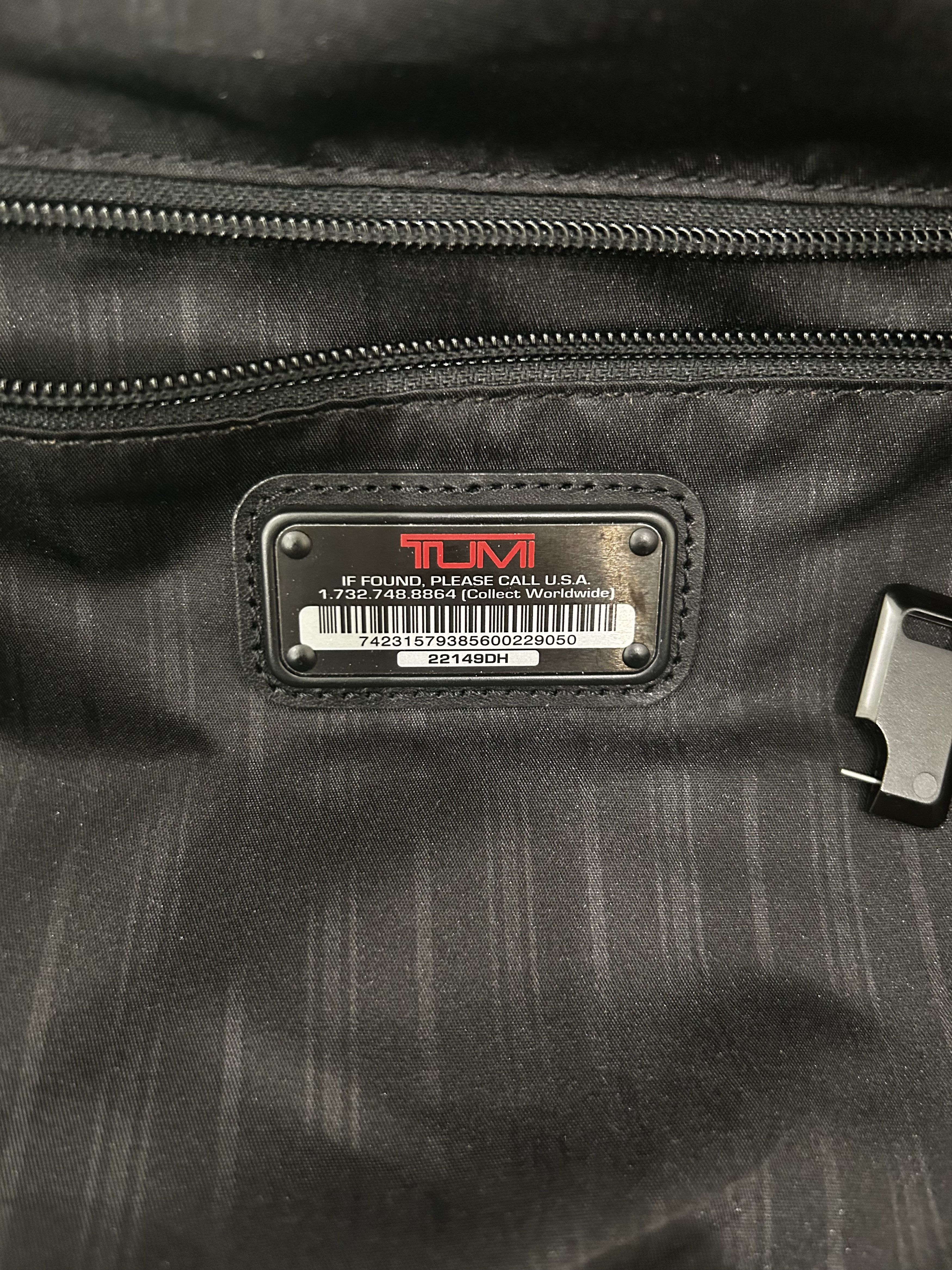 Tumi TUMI Nylon Carry-On Duffel Bag – Used, Good Condition Size ONE SIZE - 3 Thumbnail