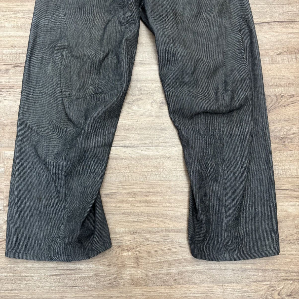 Levi's Vintage Levi’s Engineered Loose Cut Jeans One Pkt Cinch Back Size US 29 - 5 Thumbnail