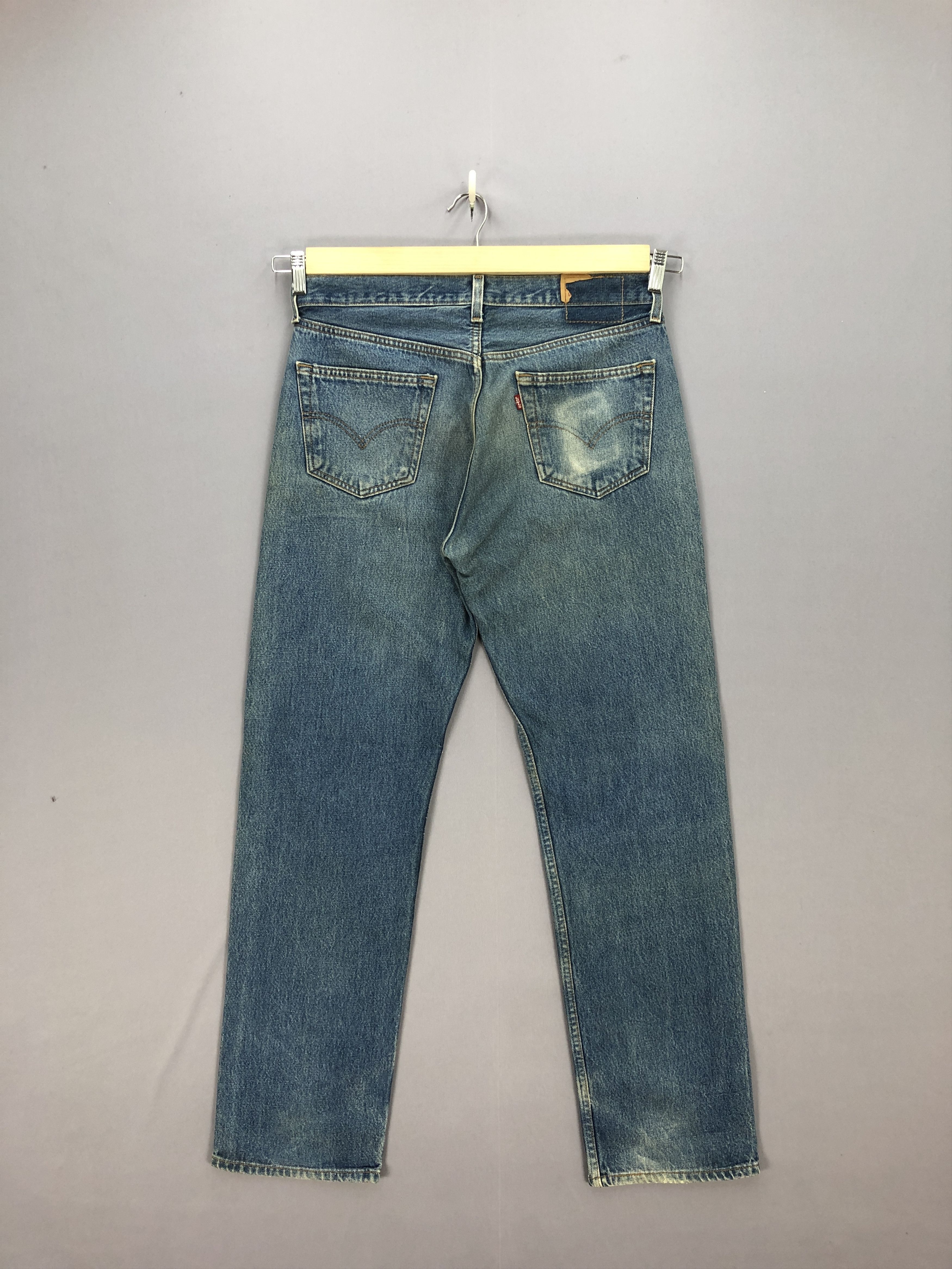 Levi's Vintage Levi's 501 Distressed Jeans Levis Light Wash Denim Size US 32 / EU 48 - 2 Thumbnail