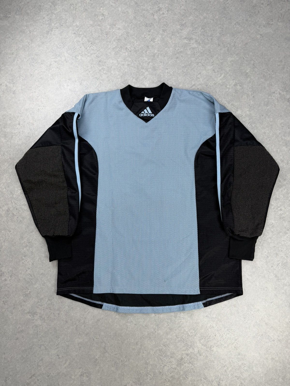 Adidas Vintage Adidas Windstopper Goalkeeper Soccer Jersey Size L Size US L / EU 52-54 / 3 - 1 Thumbnail