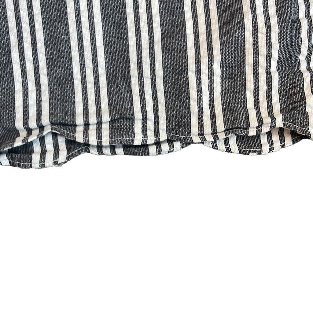 Club Monaco Club Monaco Medium Gray White Stripe Seersucker Scallop Hem Size 30" / US 8 / IT 44 - 4 Thumbnail
