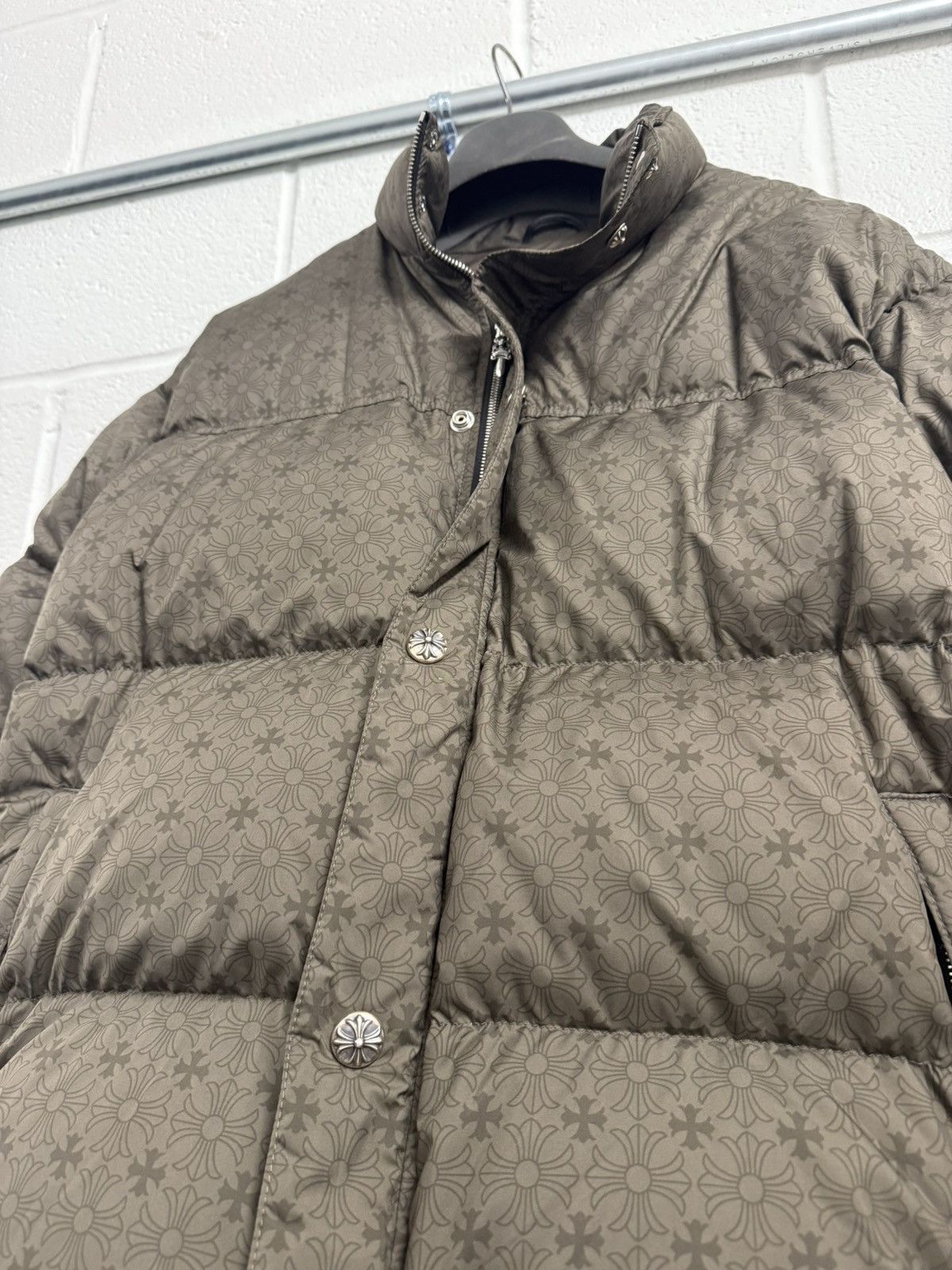 Chrome Hearts Chrome Hearts Monogram Puffer Jacket Olive Green XL Size US XL / EU 56 / 4 - 5 Thumbnail