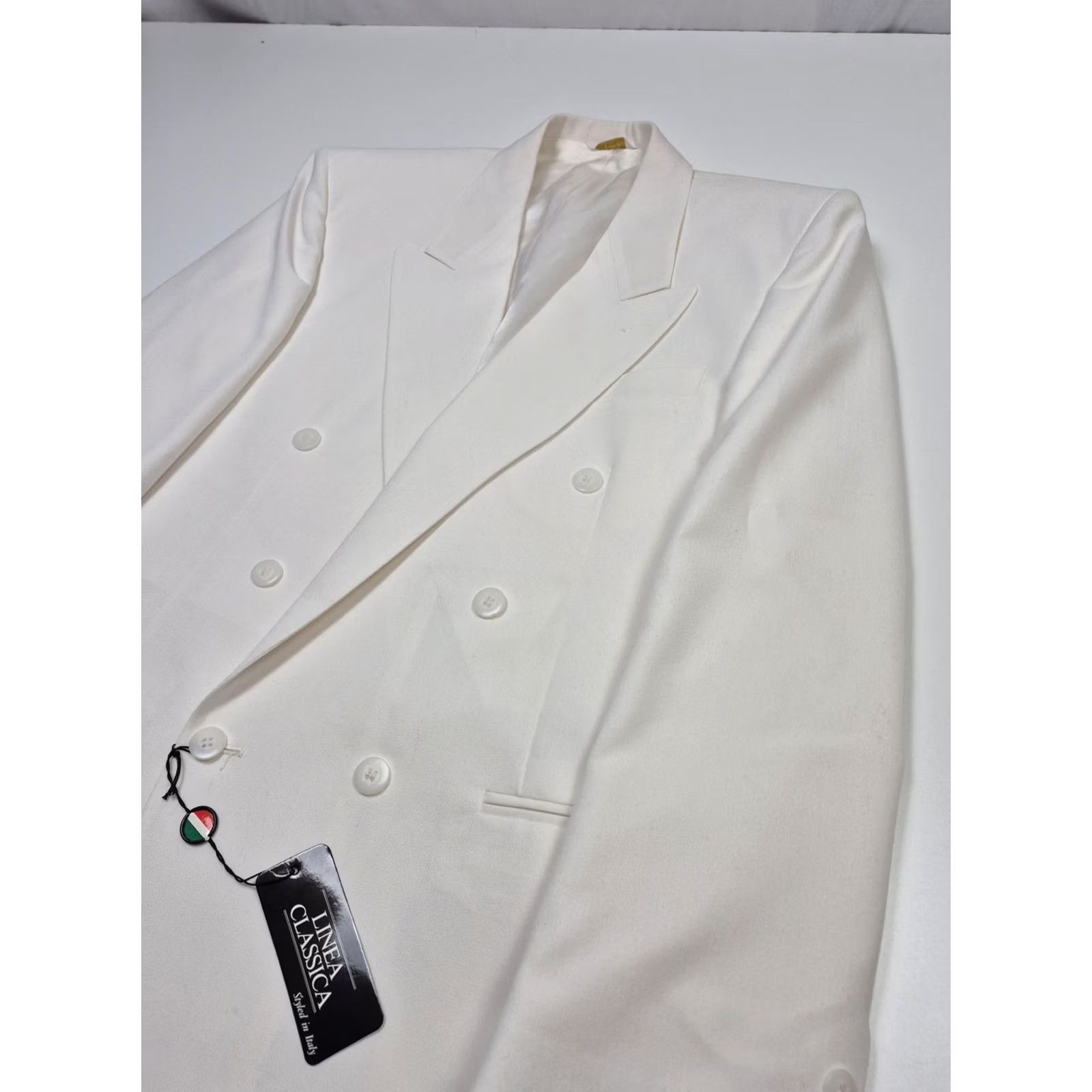 Doublet Linea Classica Suit Mens 38R White Poly Wool Double Breasted 2 Piece 30x36 NWT Size 38R - 3 Thumbnail
