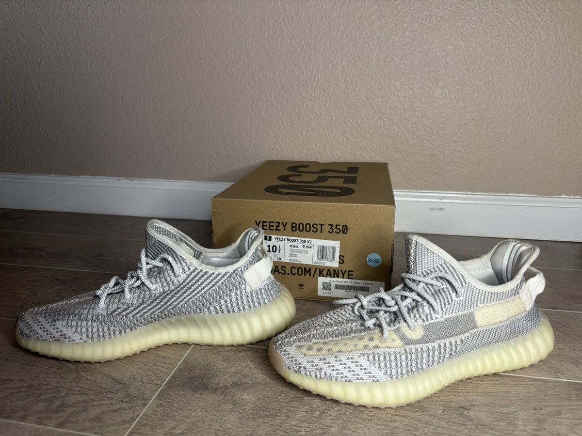 Yeezy Yeezy boost 350 V2 STATIC Size US 10.5 / EU 43-44 - 2 Thumbnail