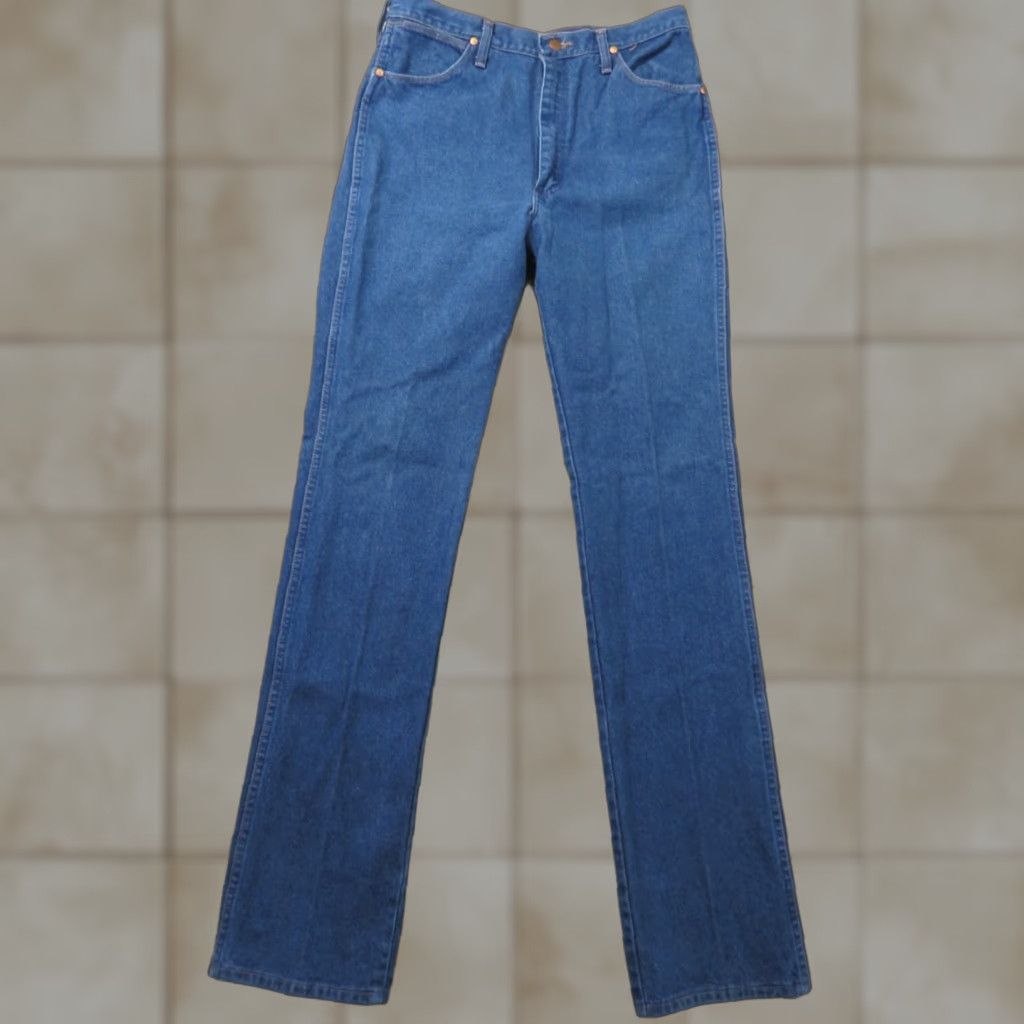 Wrangler VINTAGE Wrangler Jeans Men's 34x37.5 Blue 639DEN Cowboy Cut Made in USA Rodeo Wrangler Cowboy Cut Jeans Mens 34x37.5 Blue Cowboys Size US 34 / EU 50 - 1 Thumbnail