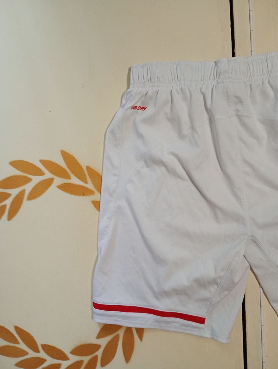New Balance New Balance Liverpool FC Kit 2015-2016 junior size XL Size US S / EU 44-46 / 1 - 14 Thumbnail