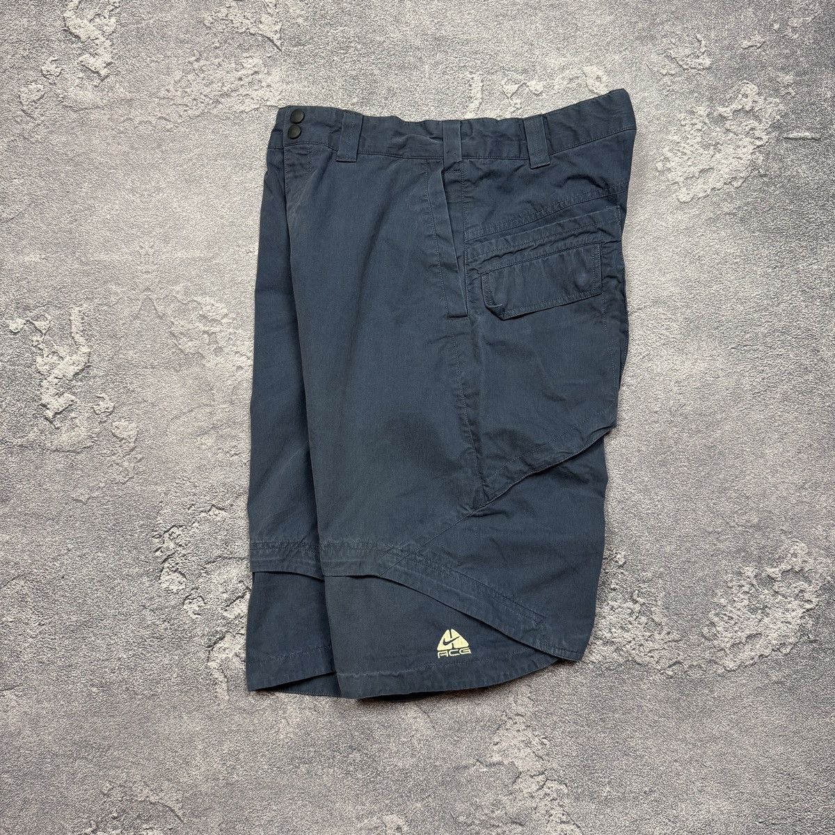 Nike ACG Vintage nike acg short rare Size US 32 / EU 48 - 1 Thumbnail