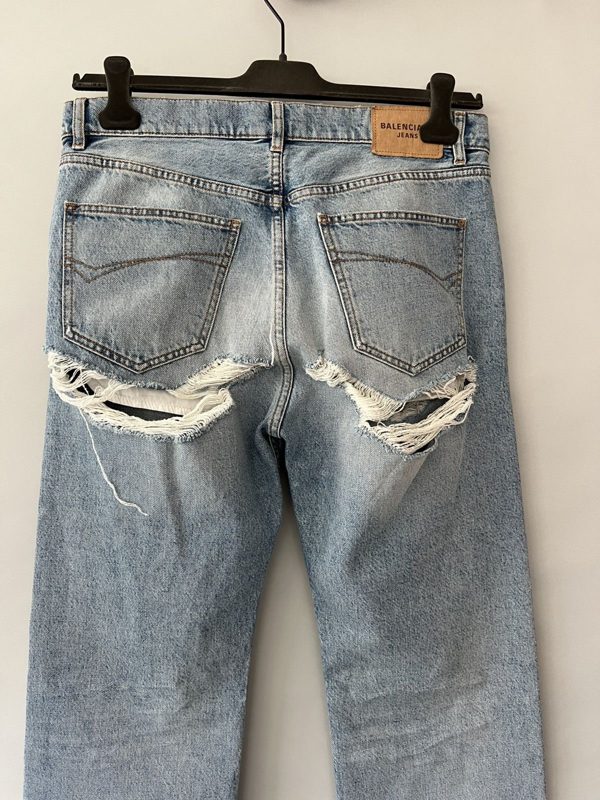 Balenciaga Balenciaga Ripped Distressed Jeans Size US 29 - 3 Thumbnail