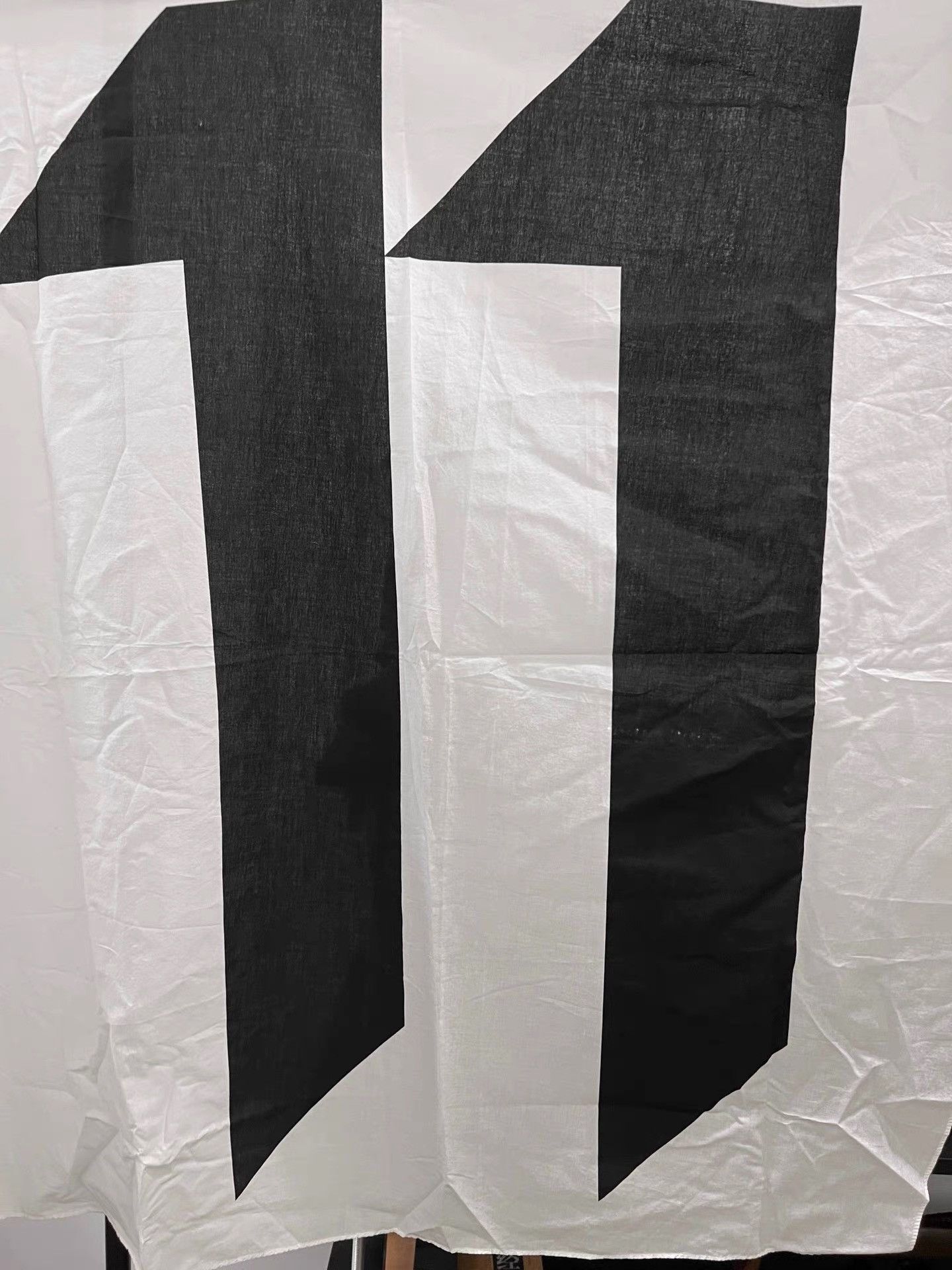 11 By Boris Bidjan Saberi 11by BBS Distorted Graphic Shawl K35 Size ONE SIZE - 2 Thumbnail