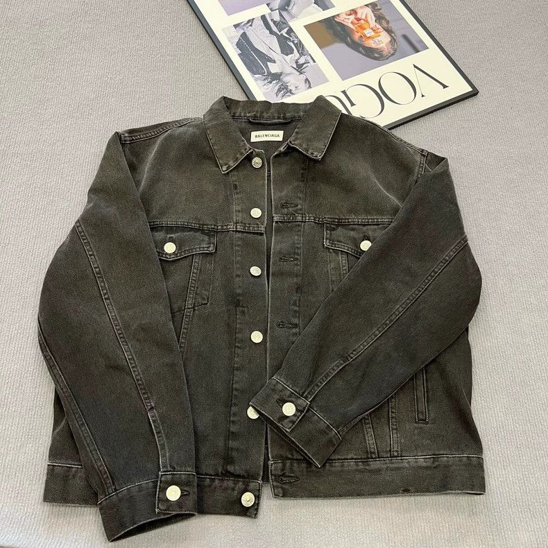 Balenciaga Balenciaga size 38 Hot Diamond LOGO Coat Jacket 2505-Nexta Size US M / EU 48-50 / 2 - 2 Thumbnail