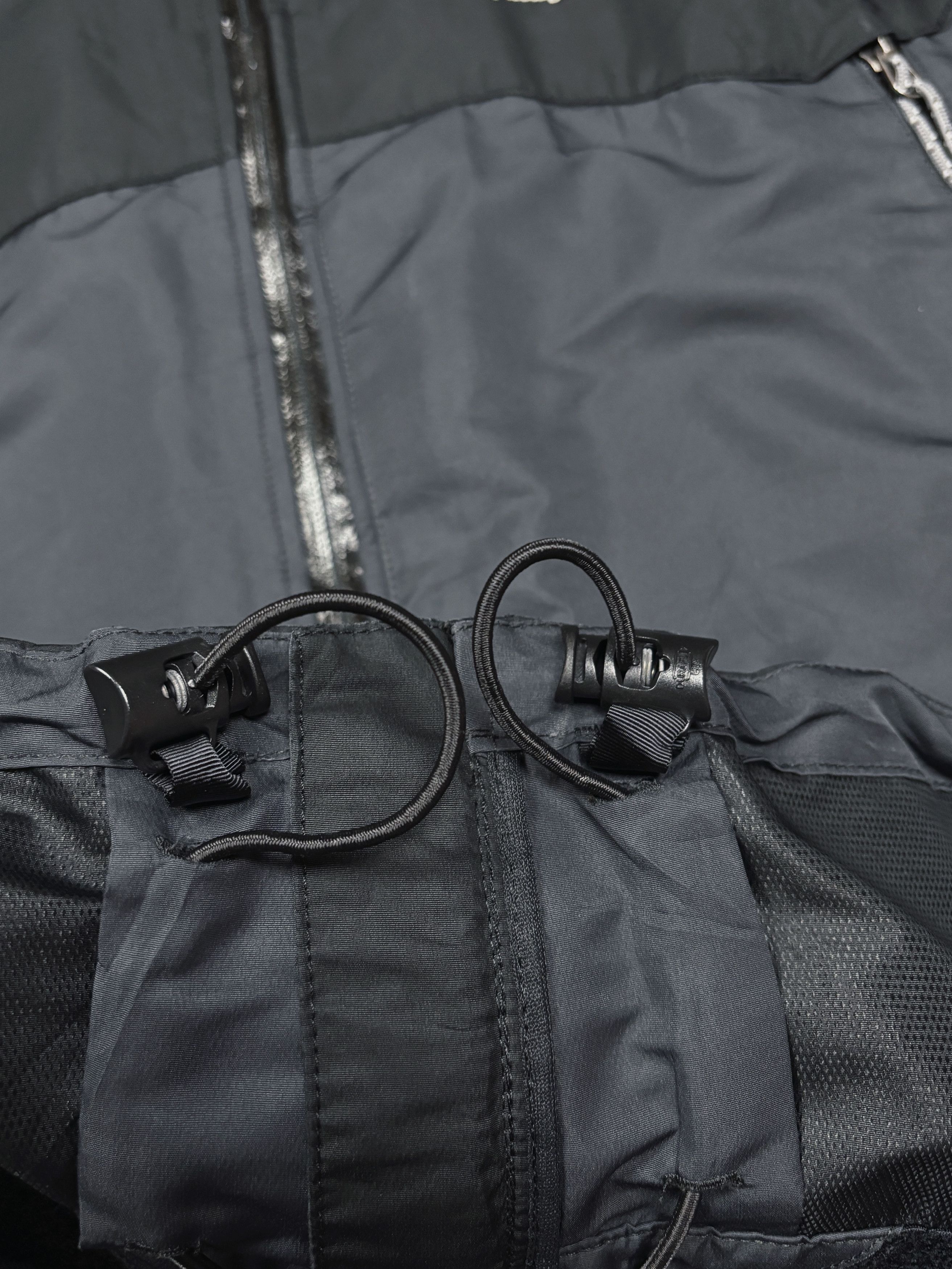 Patagonia Patagonia Essenshell Jacket 2002 black Size US M / EU 48-50 / 2 - 12 Thumbnail