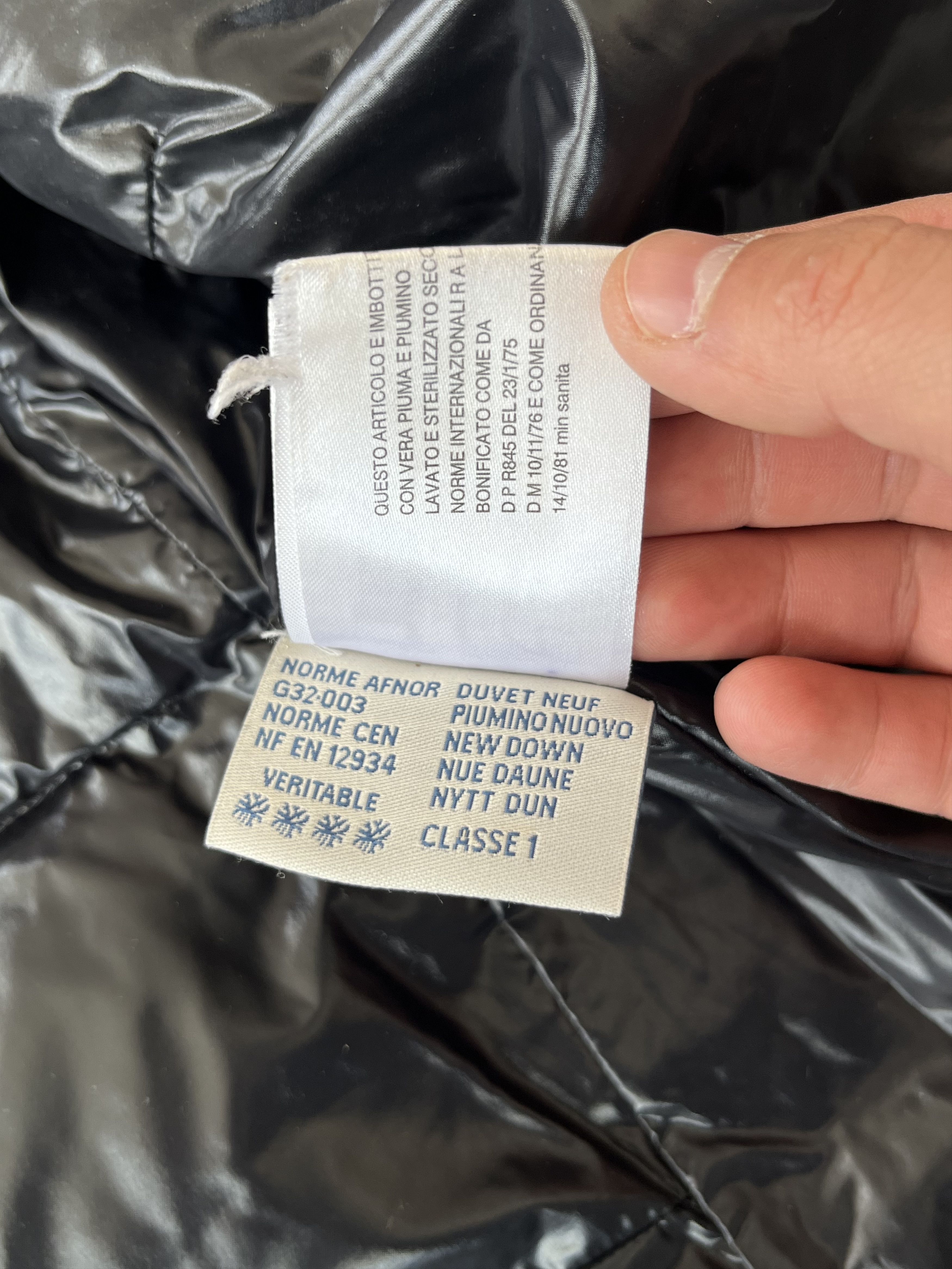 Moncler MONCLER GRENOBLE ATLANTA Vintage Puffer Jacket Very Rare Size L / US 10 / IT 46 - 18 Thumbnail
