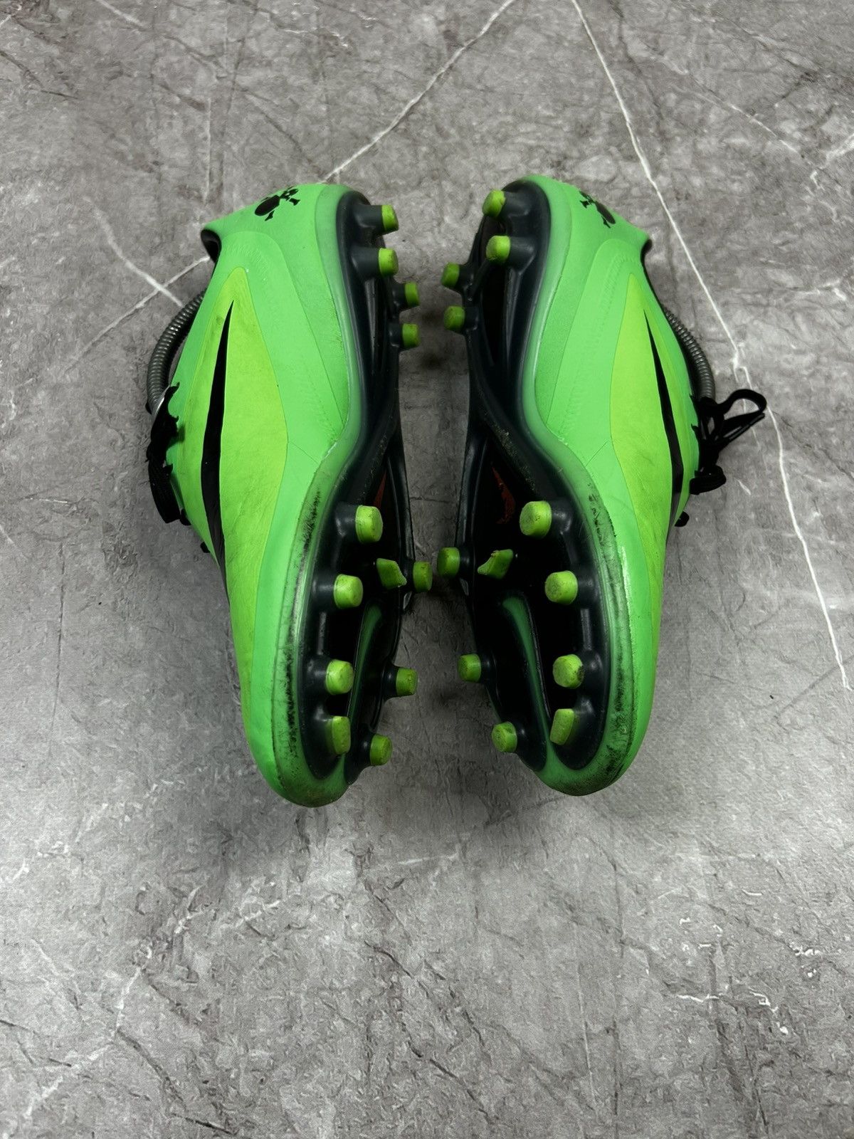 Nike Nike Hypervenom Phatal FG Neo Lime Athletic Soccer Cleat Men Size US 8 / EU 41 - 6 Thumbnail