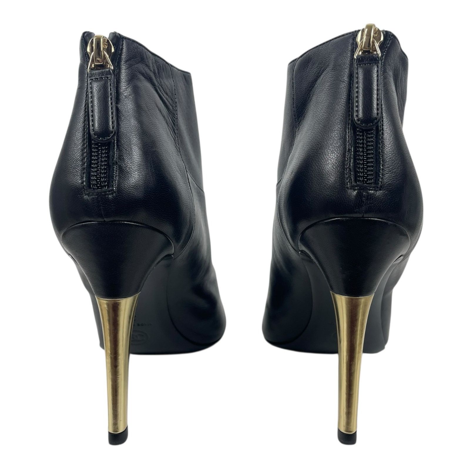 Chanel Chanel CC Logo Cap Toe Lamb Leather Heel Ankle Boots 38 Size US 8 / IT 38 - 9 Thumbnail