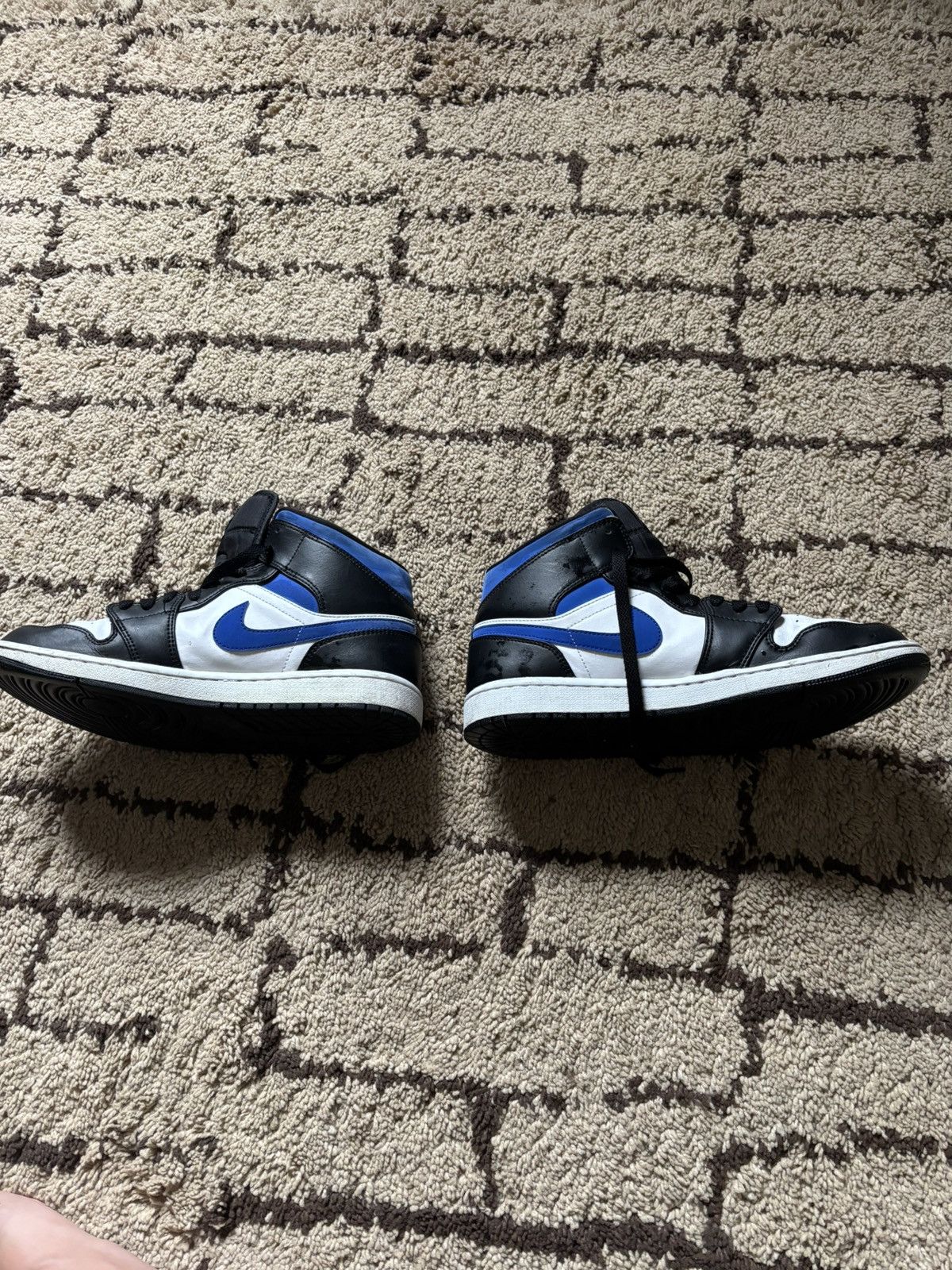 Nike Nike Air Jordan 1 Retro Royal Blue White Black Size 9.5 Size US 9.5 / EU 42-43 - 3 Thumbnail