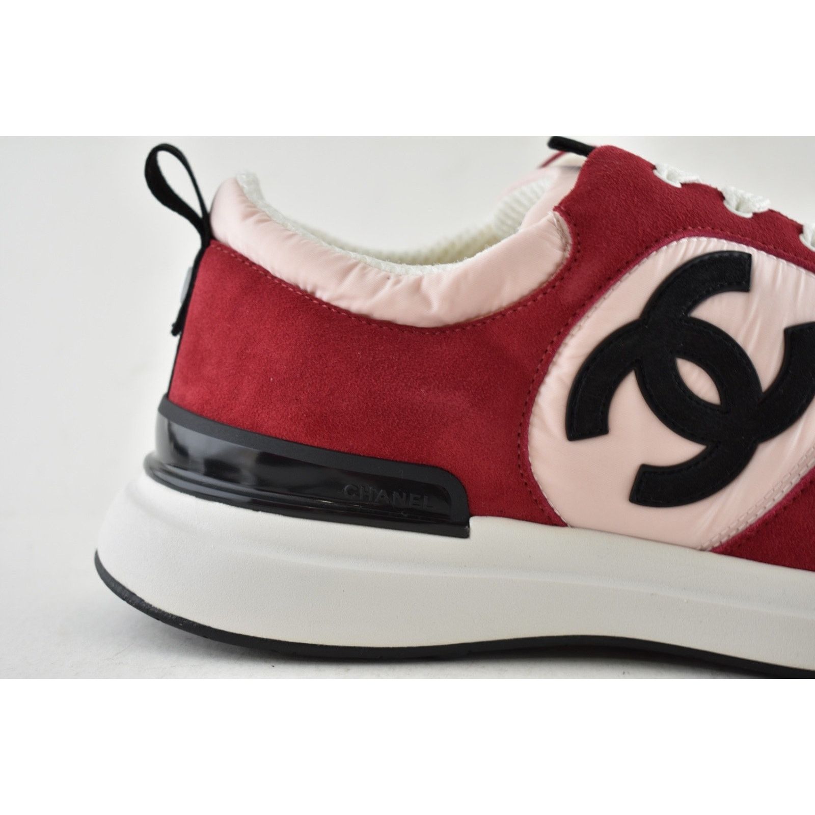 Chanel Chanel 21P Mens Pink Black White CC Logo Low Top Lace Up Size US 11 / EU 44 - 3 Thumbnail