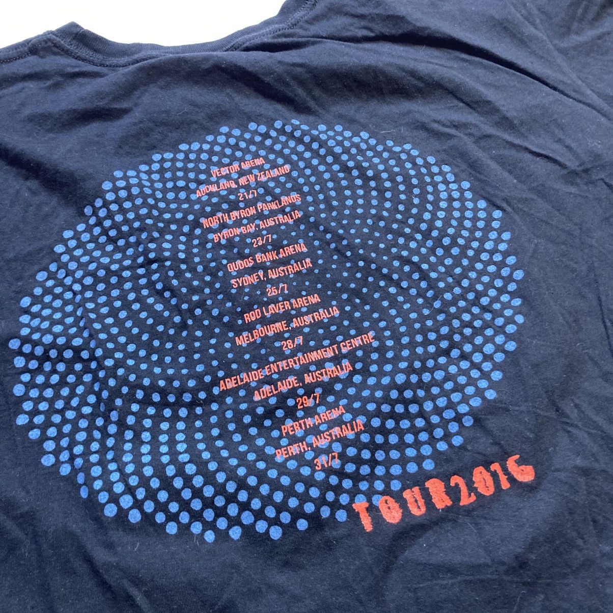 Band Tees the cure tour 2016 new wave post punk rock band tee Size US XL / EU 56 / 4 - 5 Thumbnail