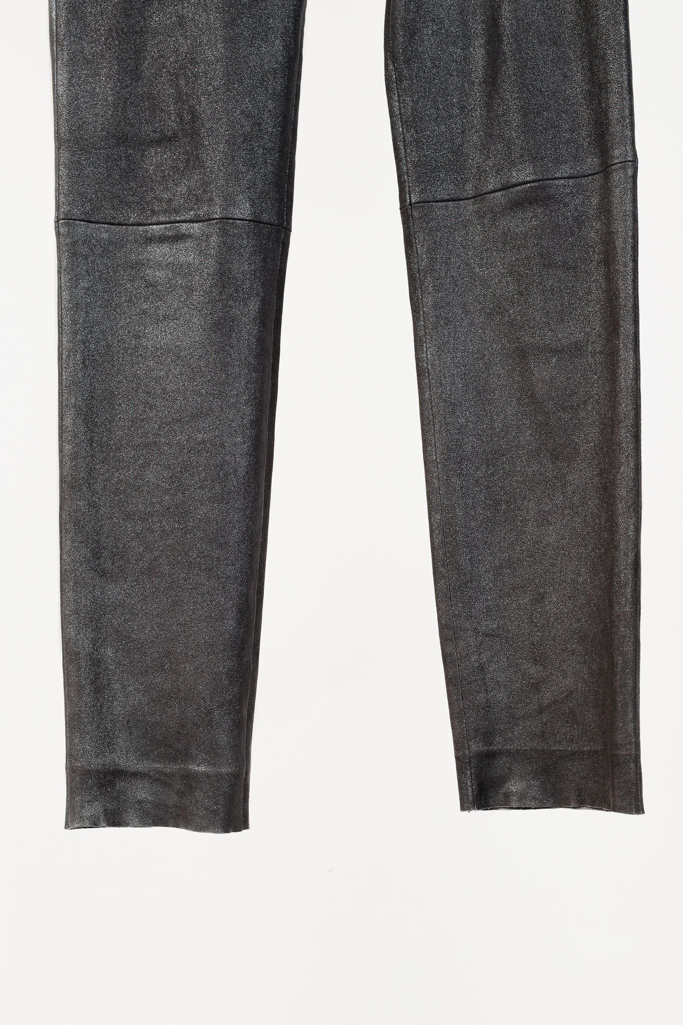 Brunello Cucinelli Brunello Cucinelli AW/18 Lead Metallic Leather Skinny Pants Size 27" / US 4 / IT 40 - 6 Thumbnail