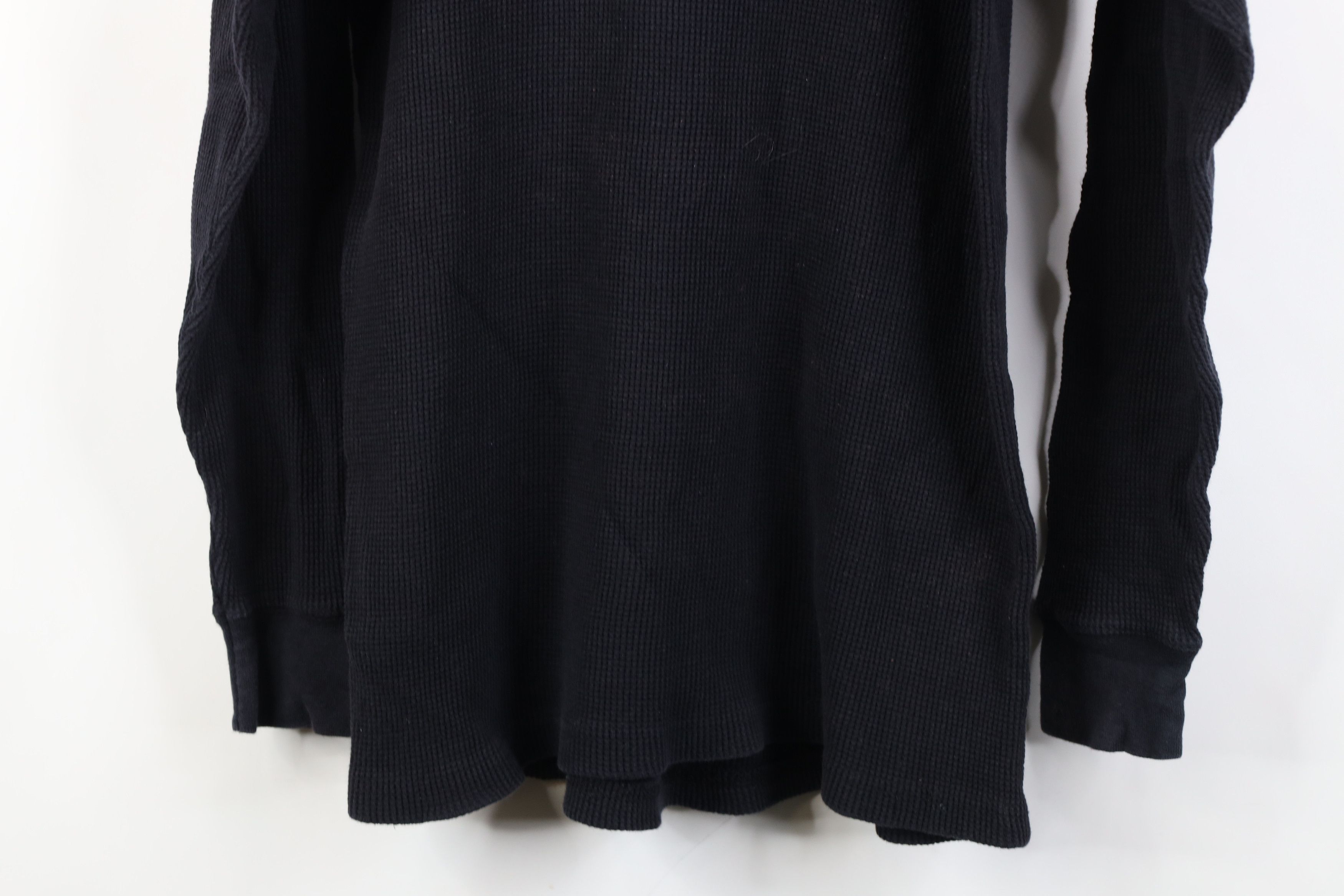 Vintage Vintage 90s Y2K Streetwear Thermal Waffle Knit T-Shirt Black Size US M / EU 48-50 / 2 - 11 Thumbnail