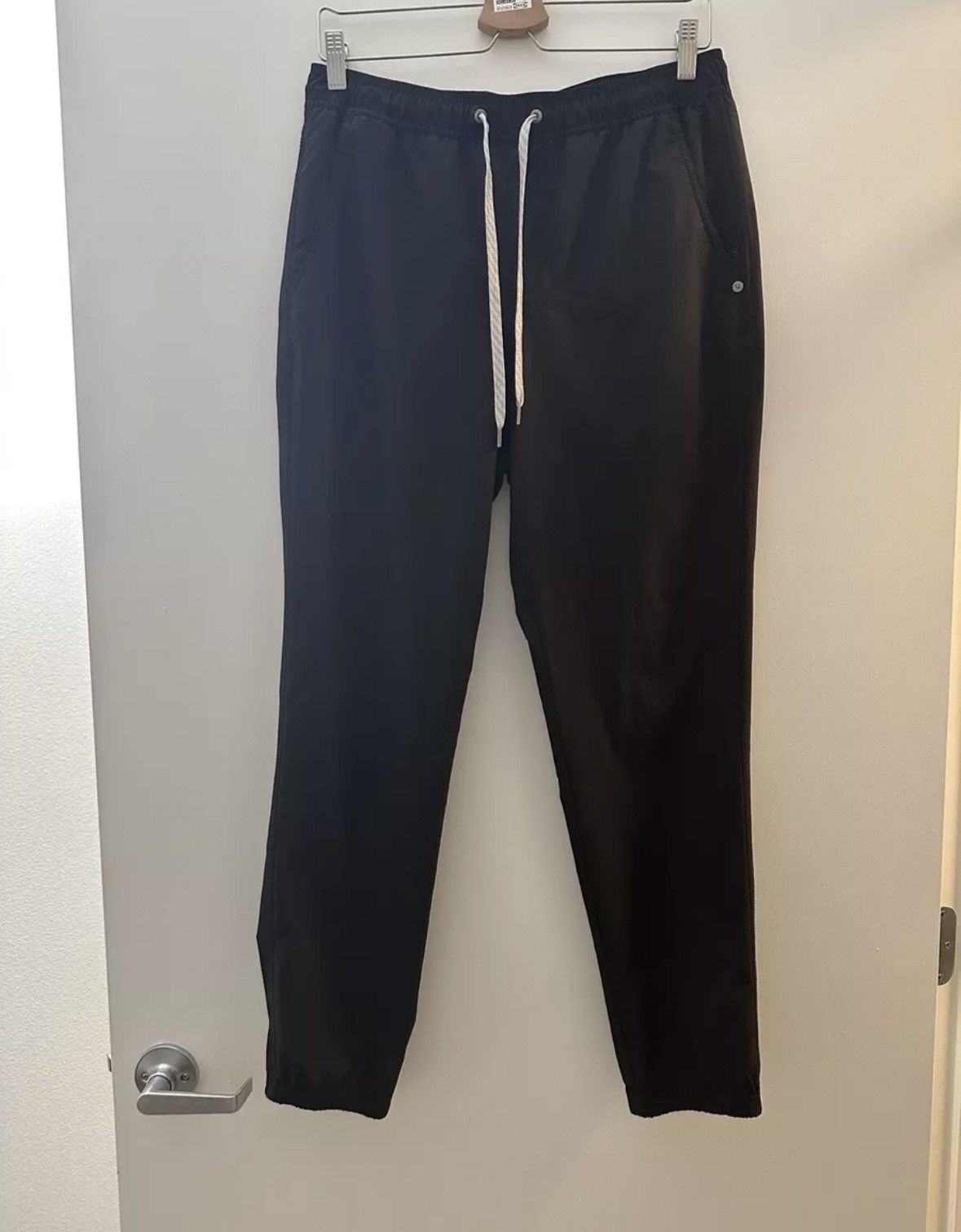 Vuori VUORI MEN KORE JOGGERS BLACK MEDIUM Size US 31 - 1 Preview